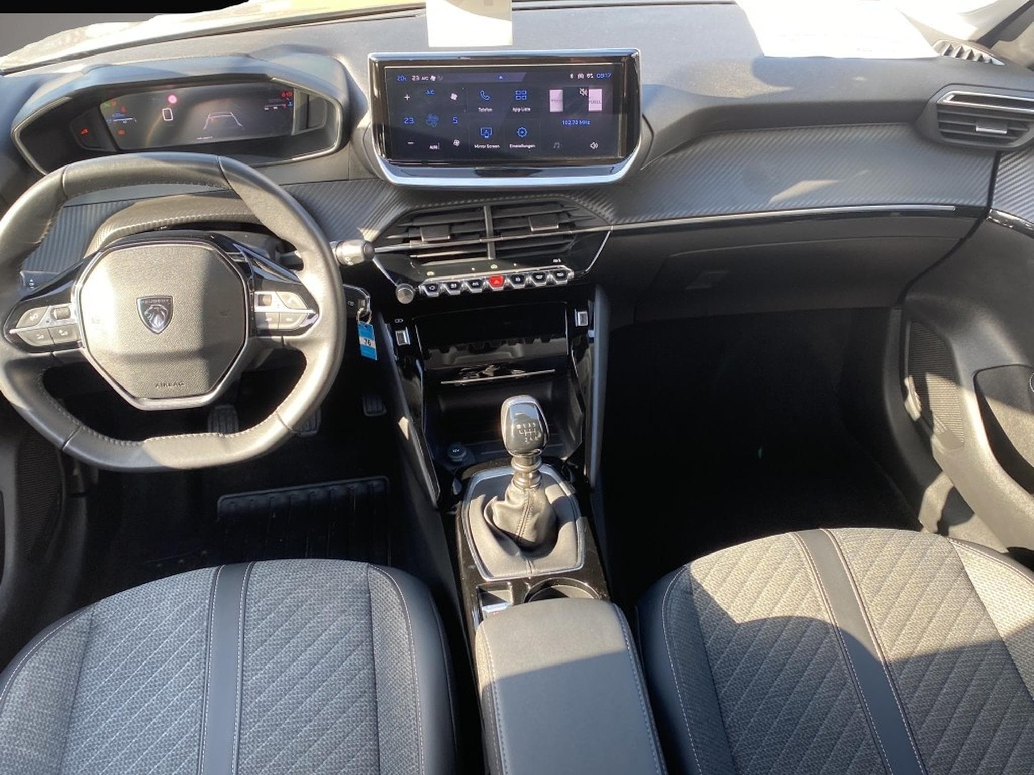 Peugeot 208 (2025) - Foto 3