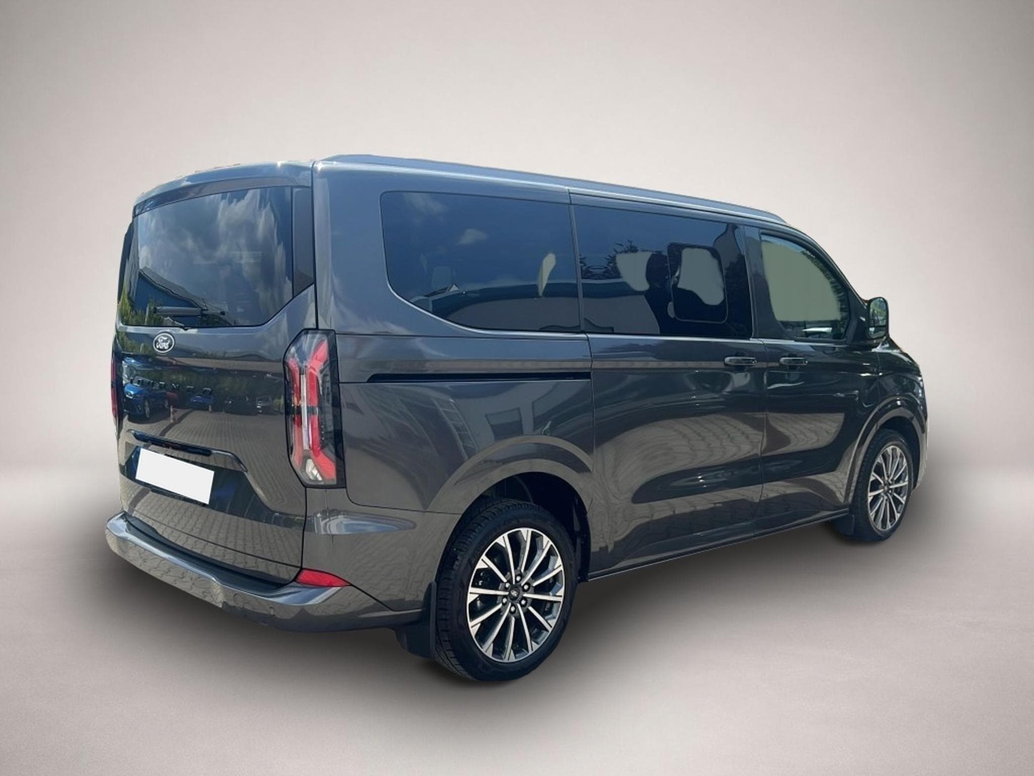 Ford Tourneo (2025) - Foto 5