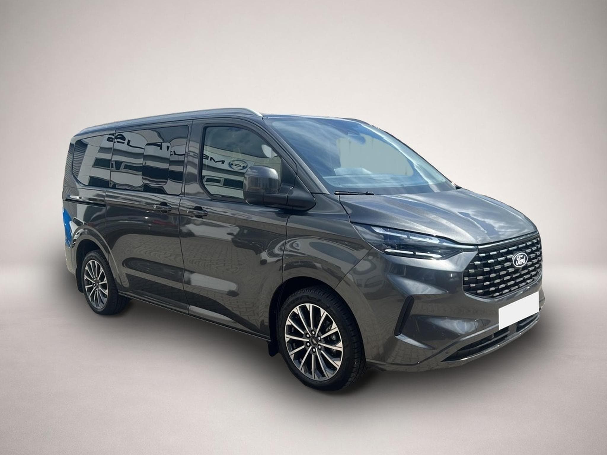 Ford Tourneo (2025) - Foto 4