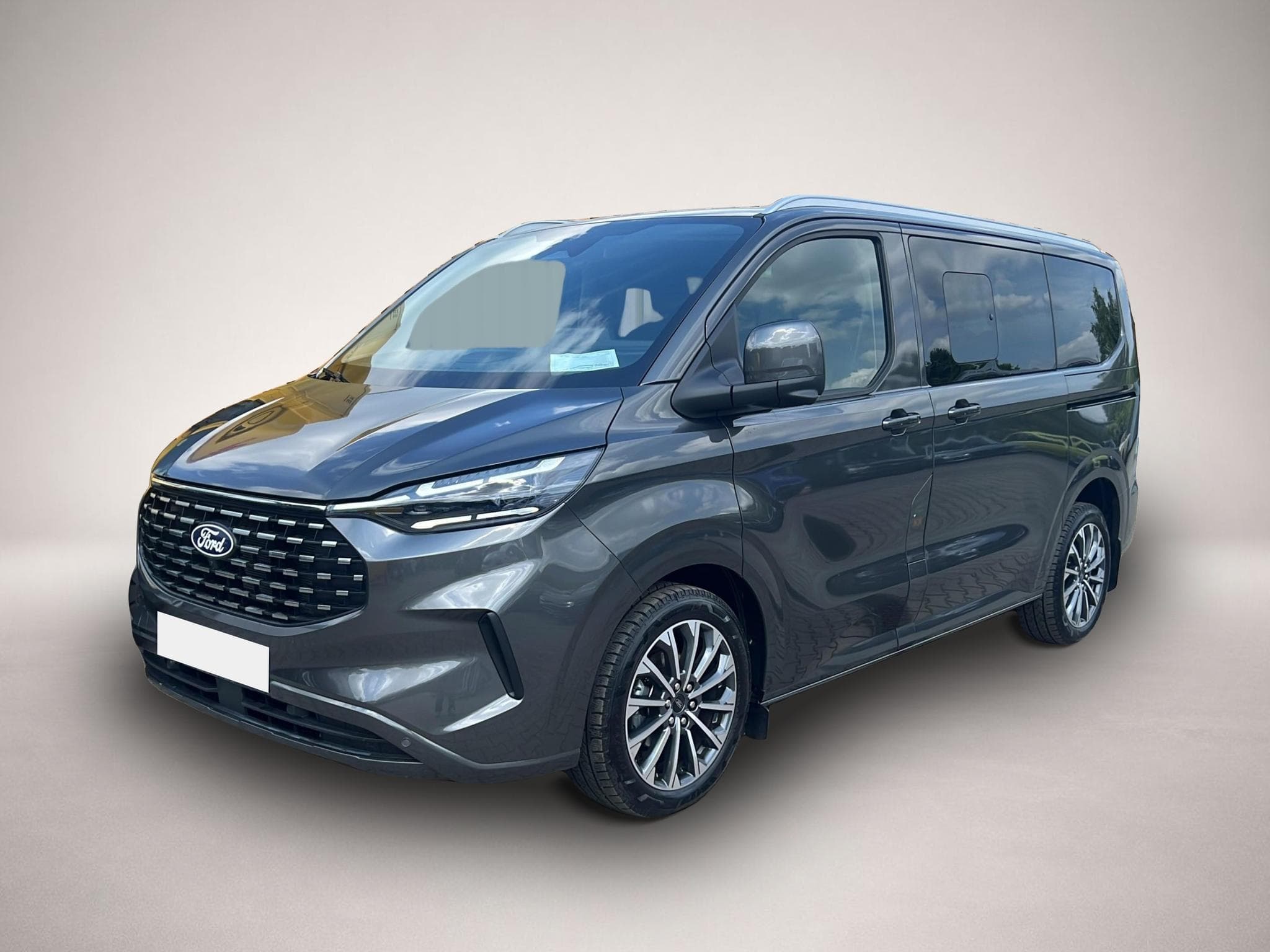 Ford Tourneo (2025) - Foto 1
