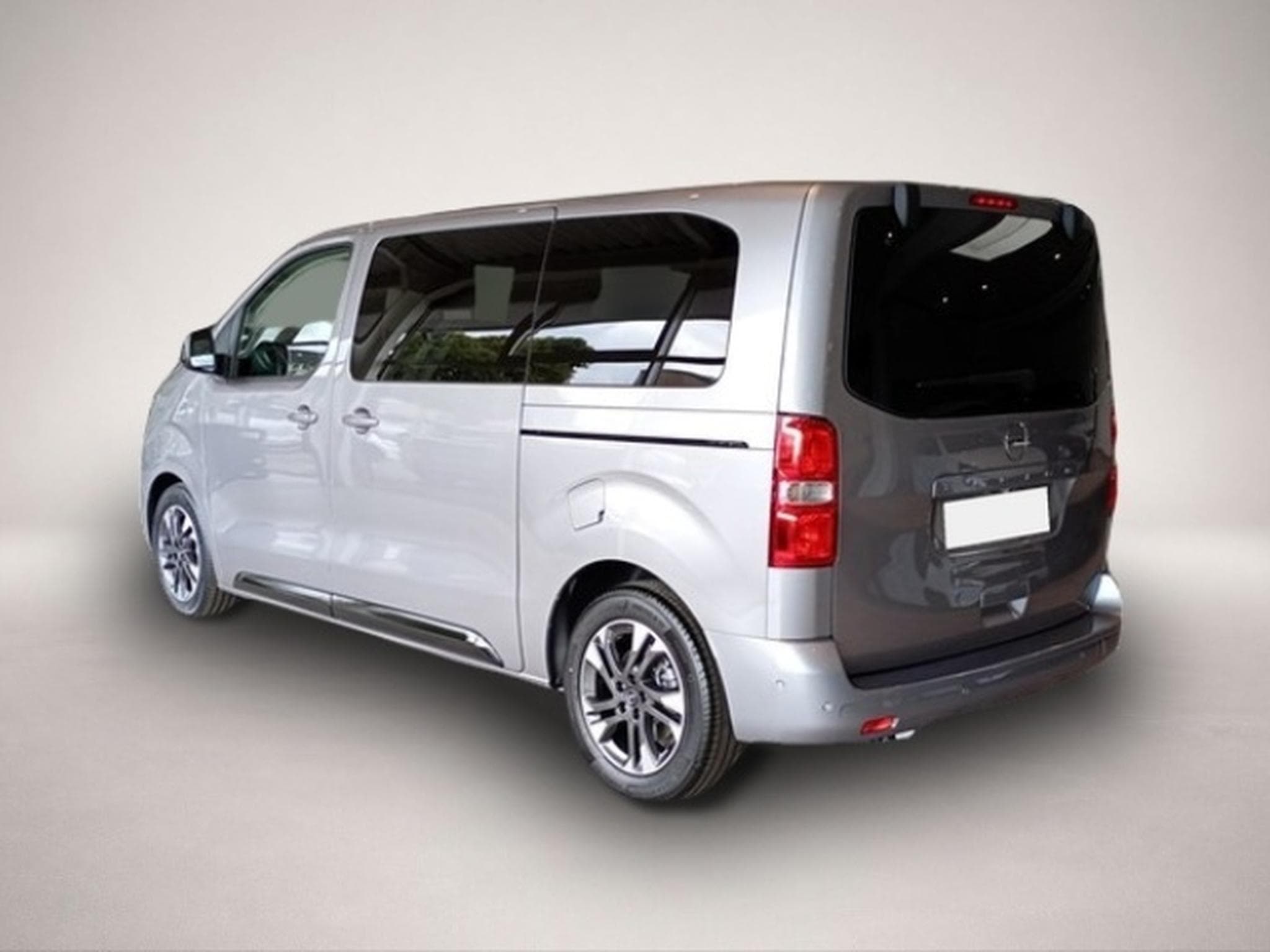 Opel Monterey (2026) - Photo 3