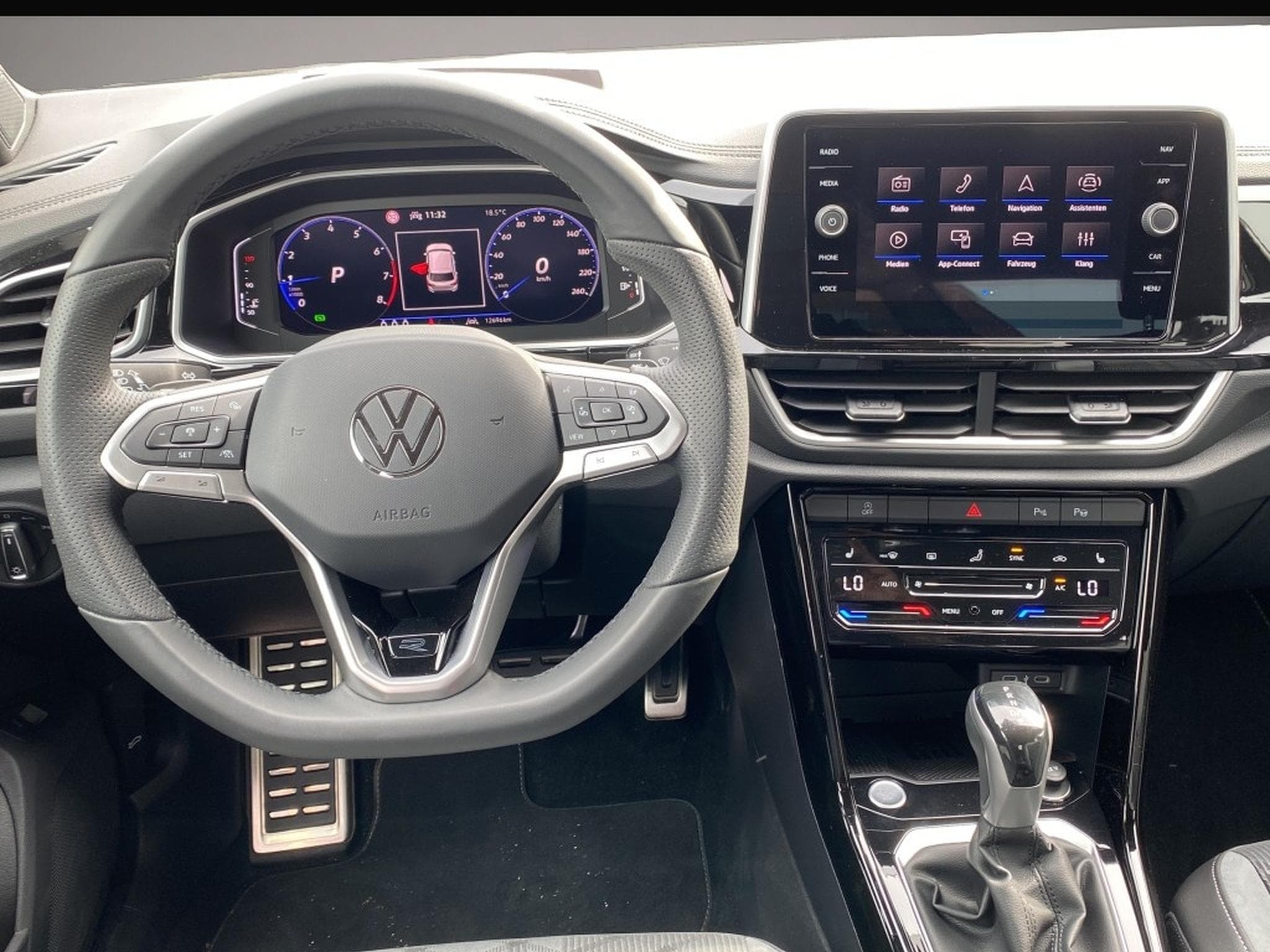 VW T-Roc (2025) - Photo 6