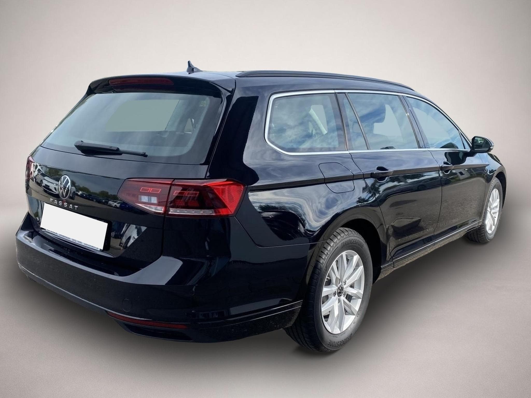 VW Passat (2024) - Photo 6
