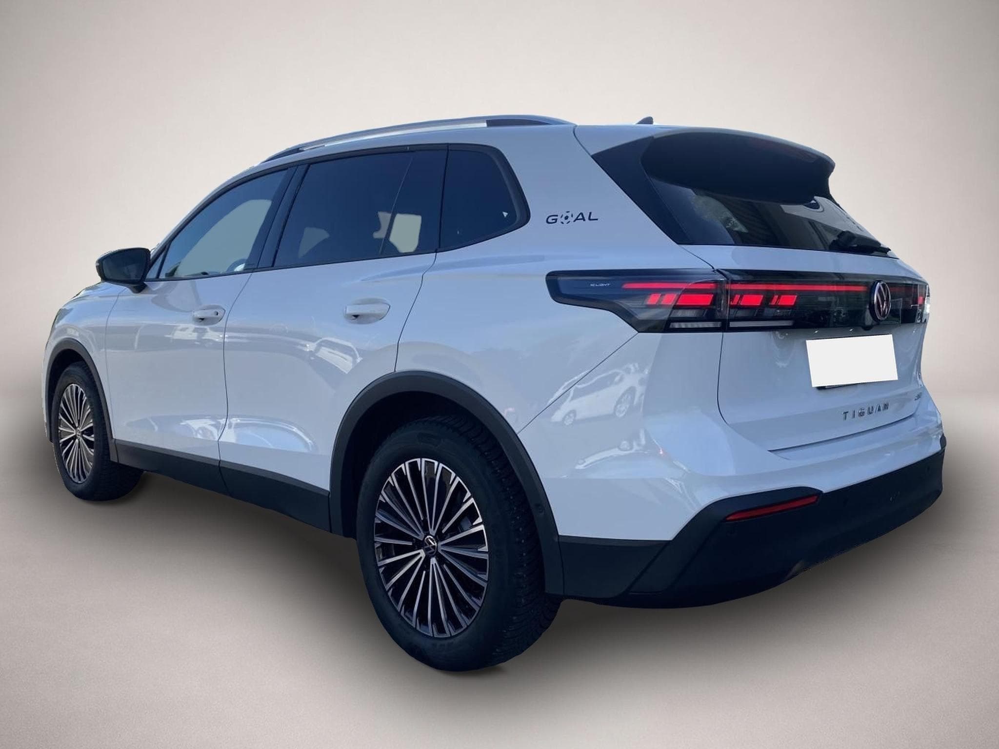 VW Tiguan (2025) - Photo 4