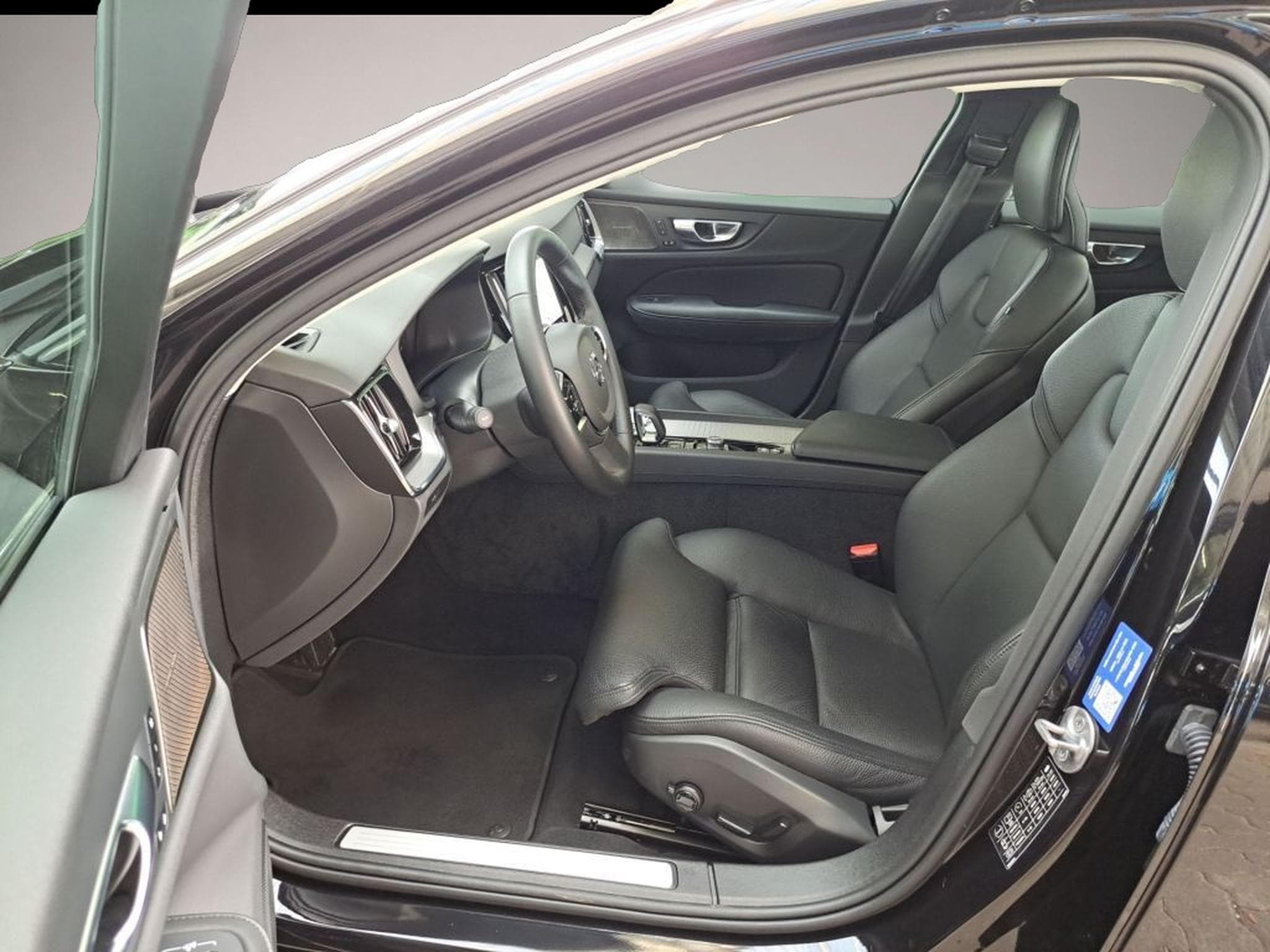 Volvo S60 (2024) - Photo 5