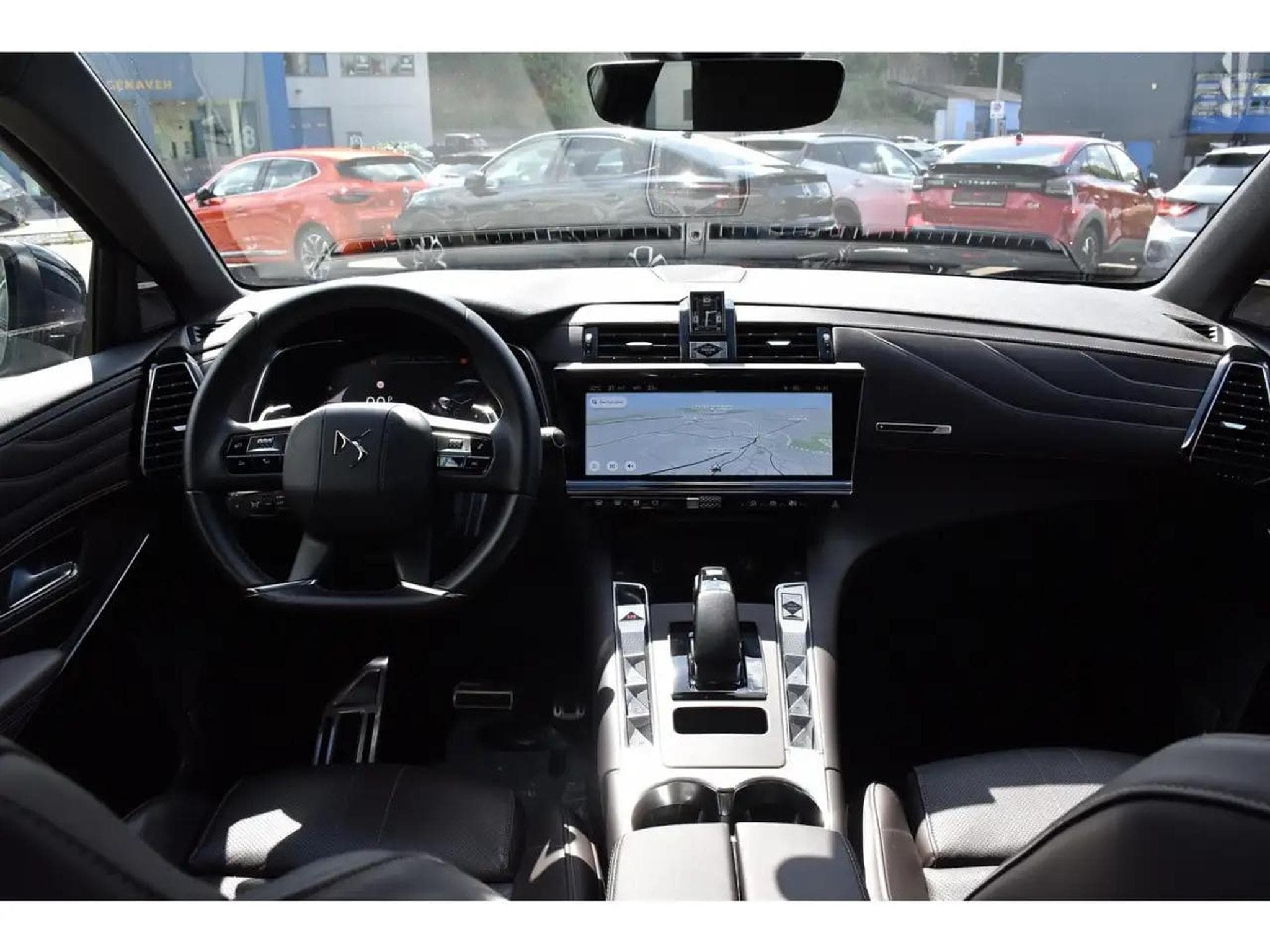 DS Automobiles DS7 (2024) - Photo 9