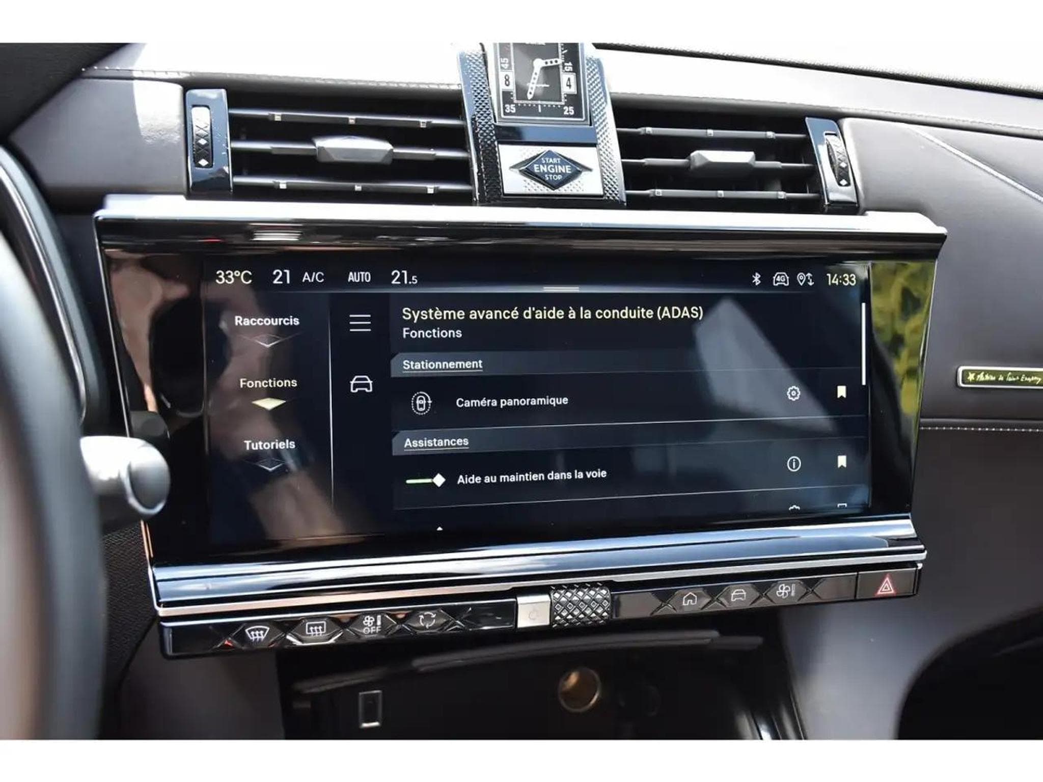 DS Automobiles DS7 (2024) - Photo 14