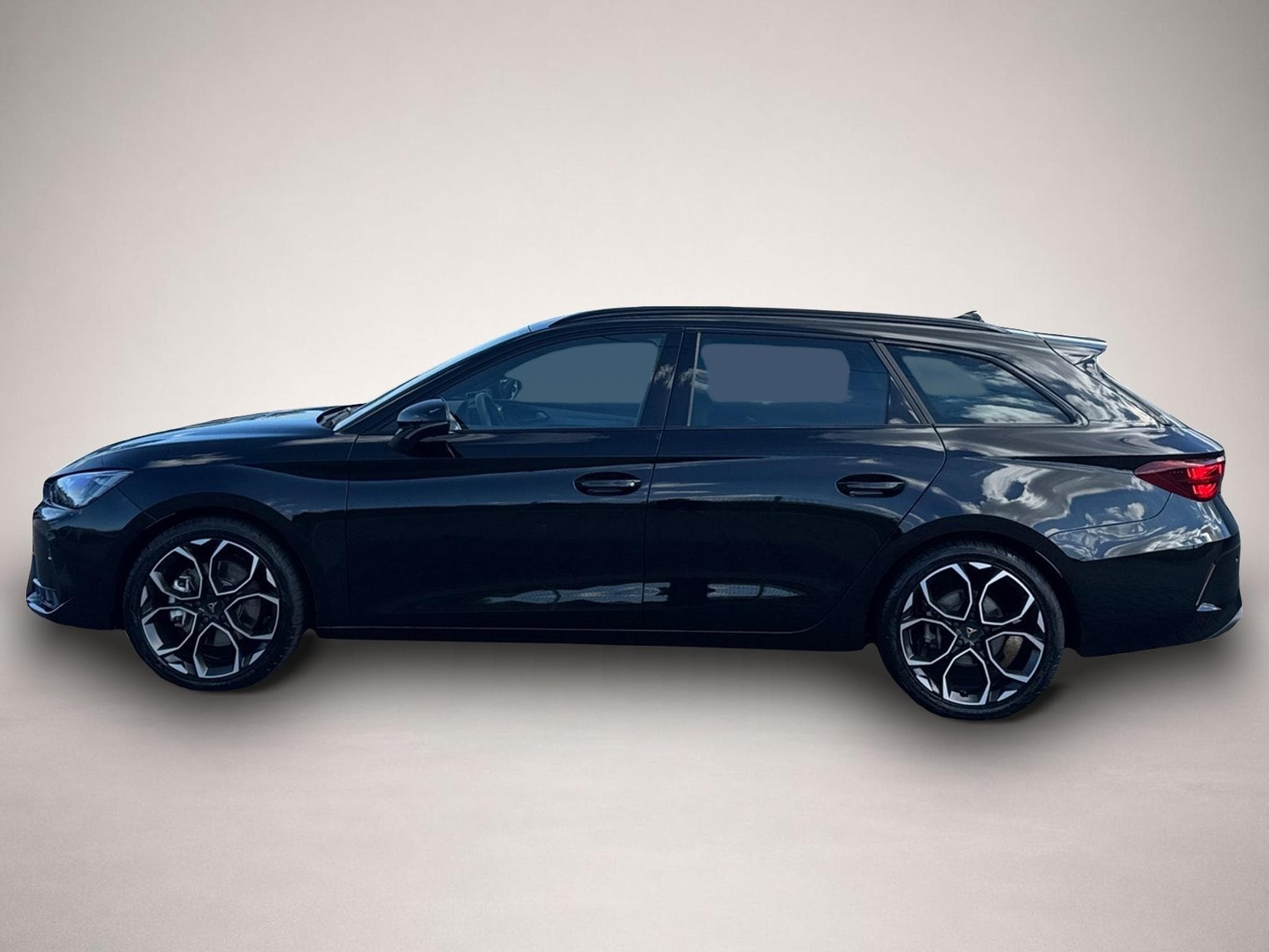 Cupra Leon (2025) - Photo 3