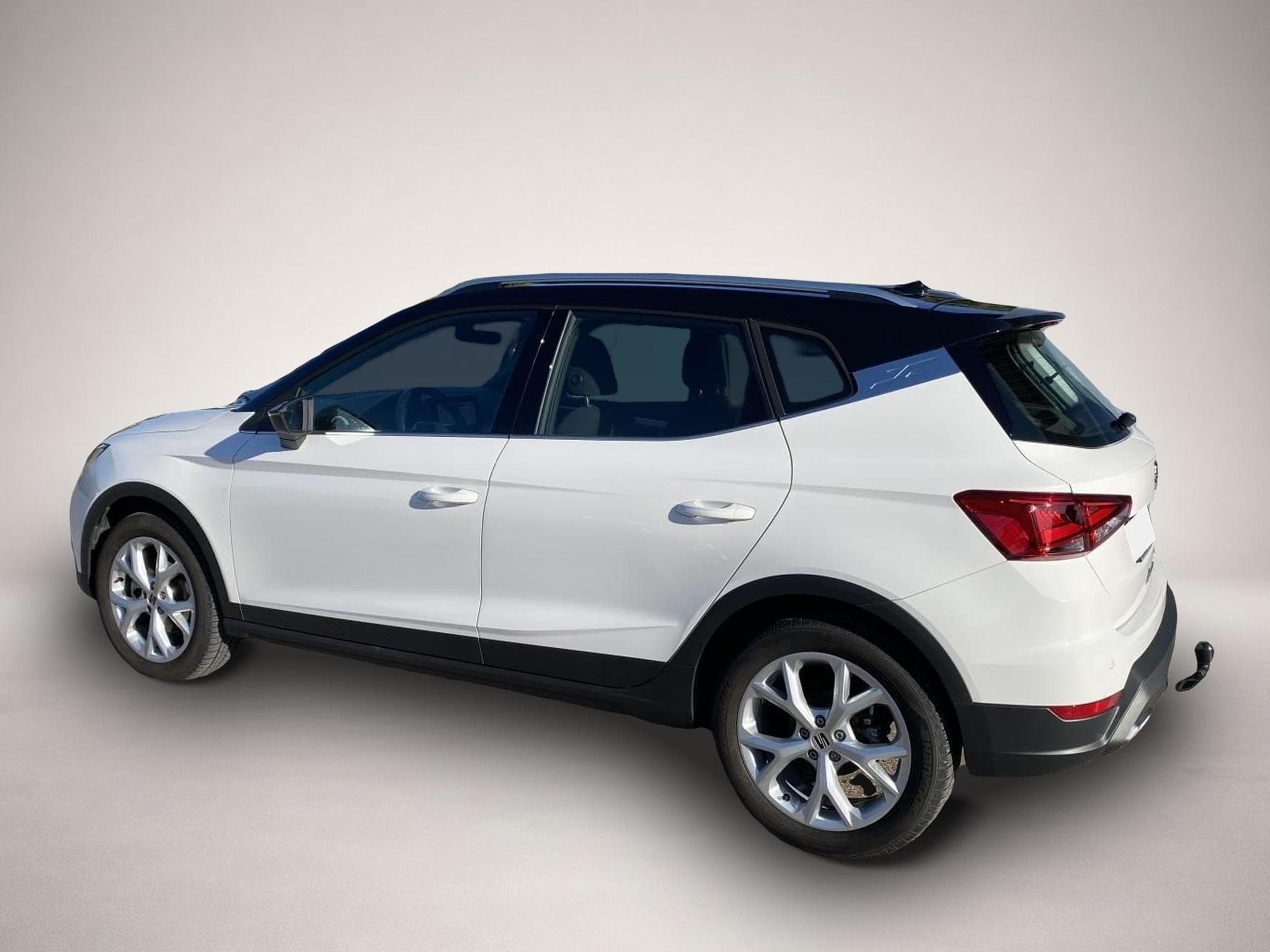 Seat Arona (2023) - Photo 3