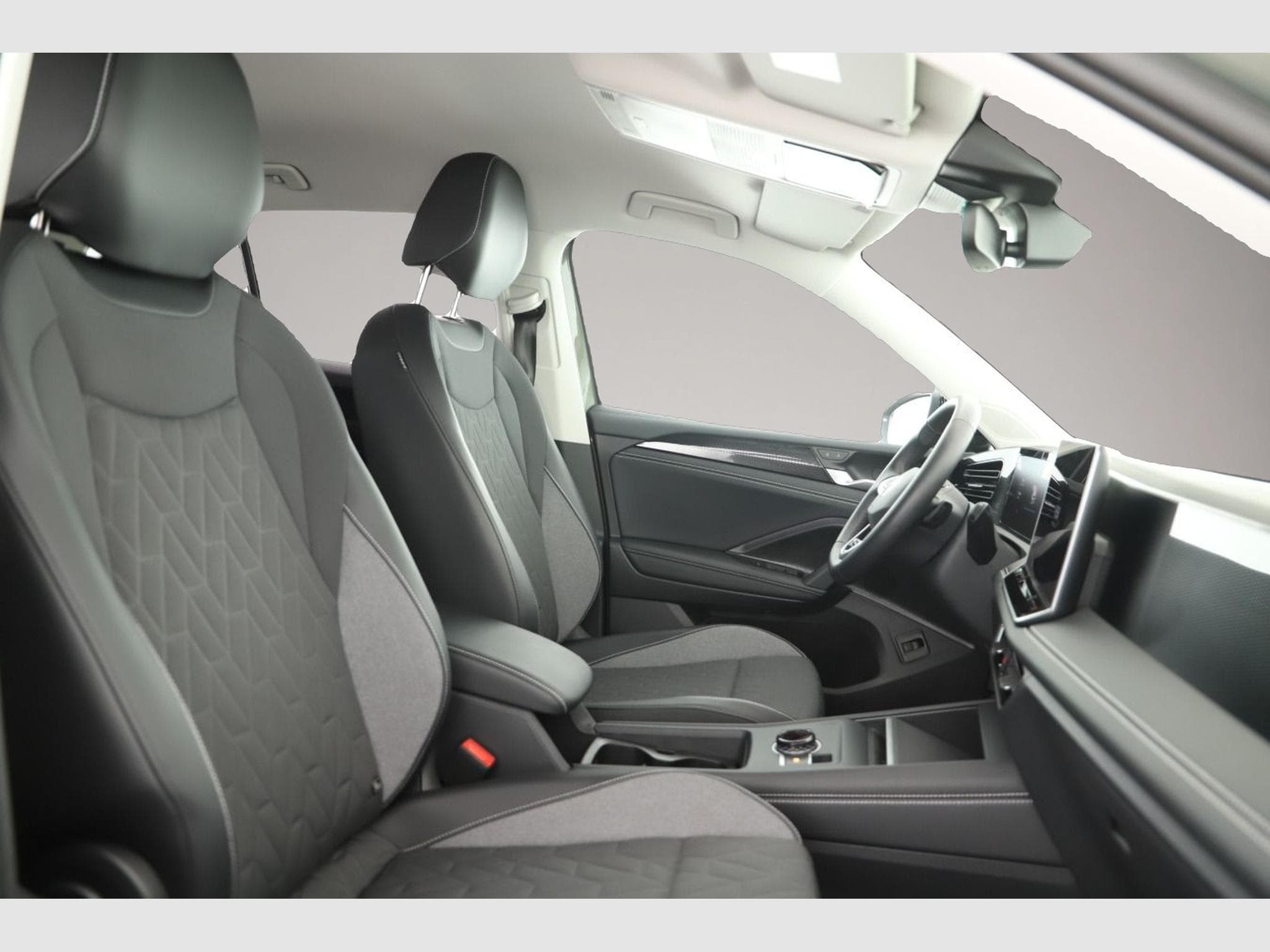 VW Passat (2026) - Photo 6