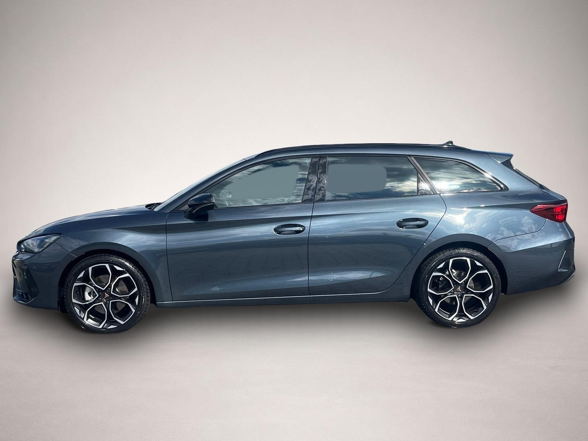 Cupra Leon (2025) - Photo 3