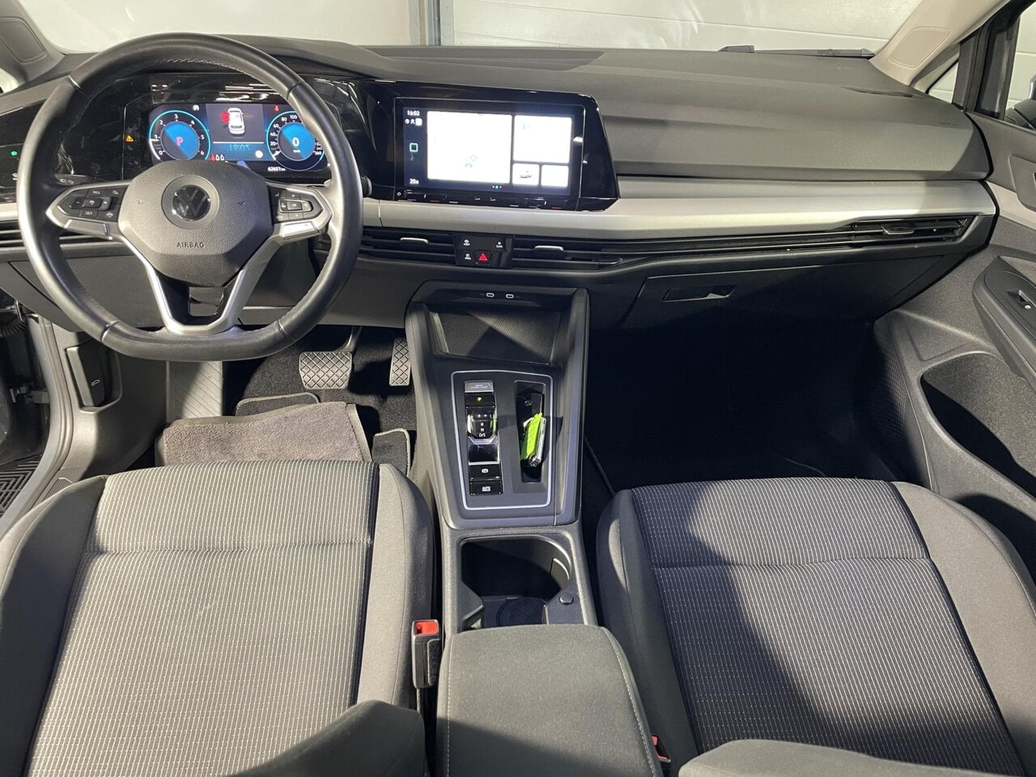 VW Golf VIII 2.0 TDI 115 DSG BUSINESS GPS CARPLAY (2021) - Foto 3