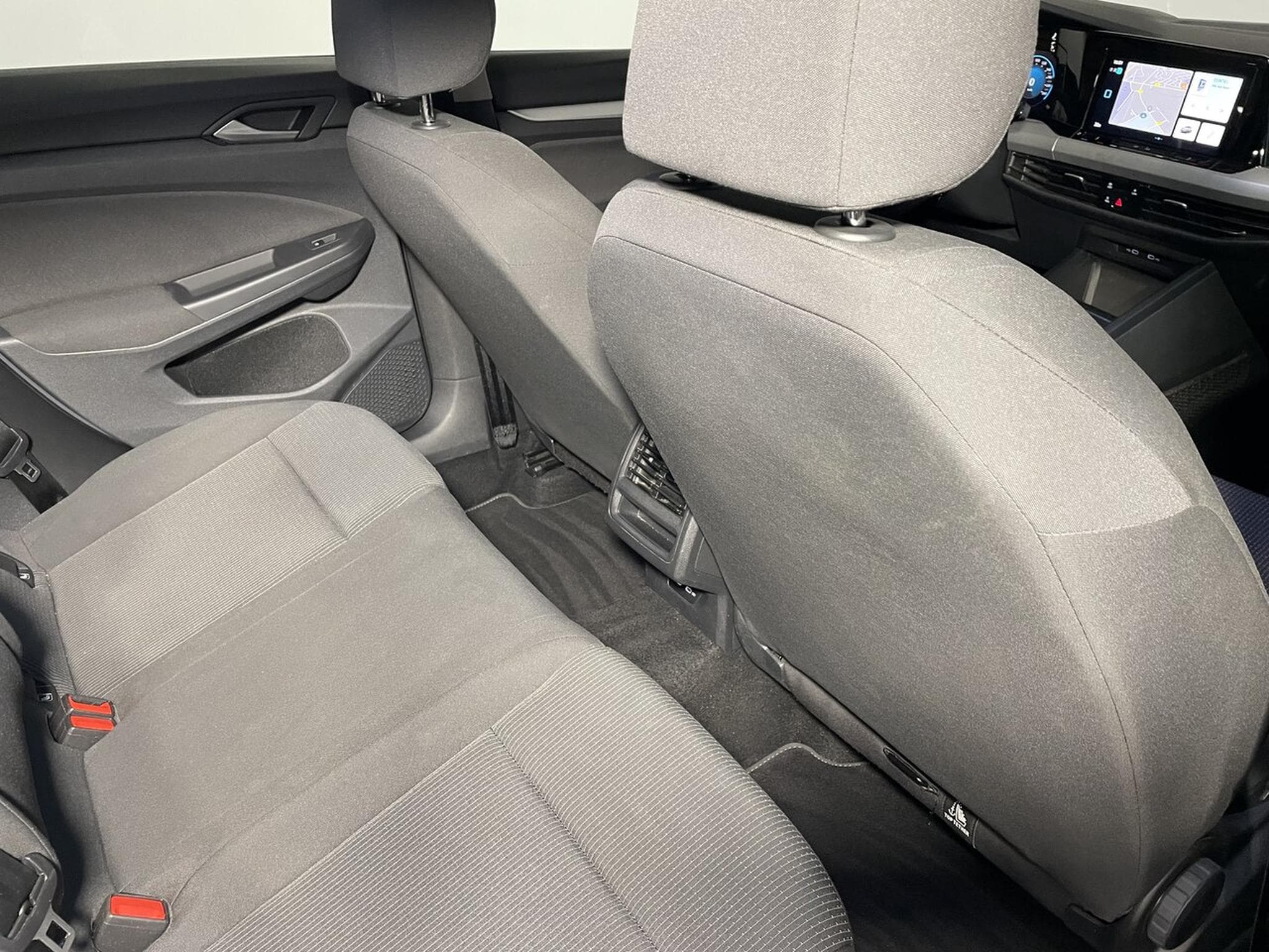 VW Golf VIII 2.0 TDI 115 DSG BUSINESS GPS CARPLAY (2021) - Foto 9
