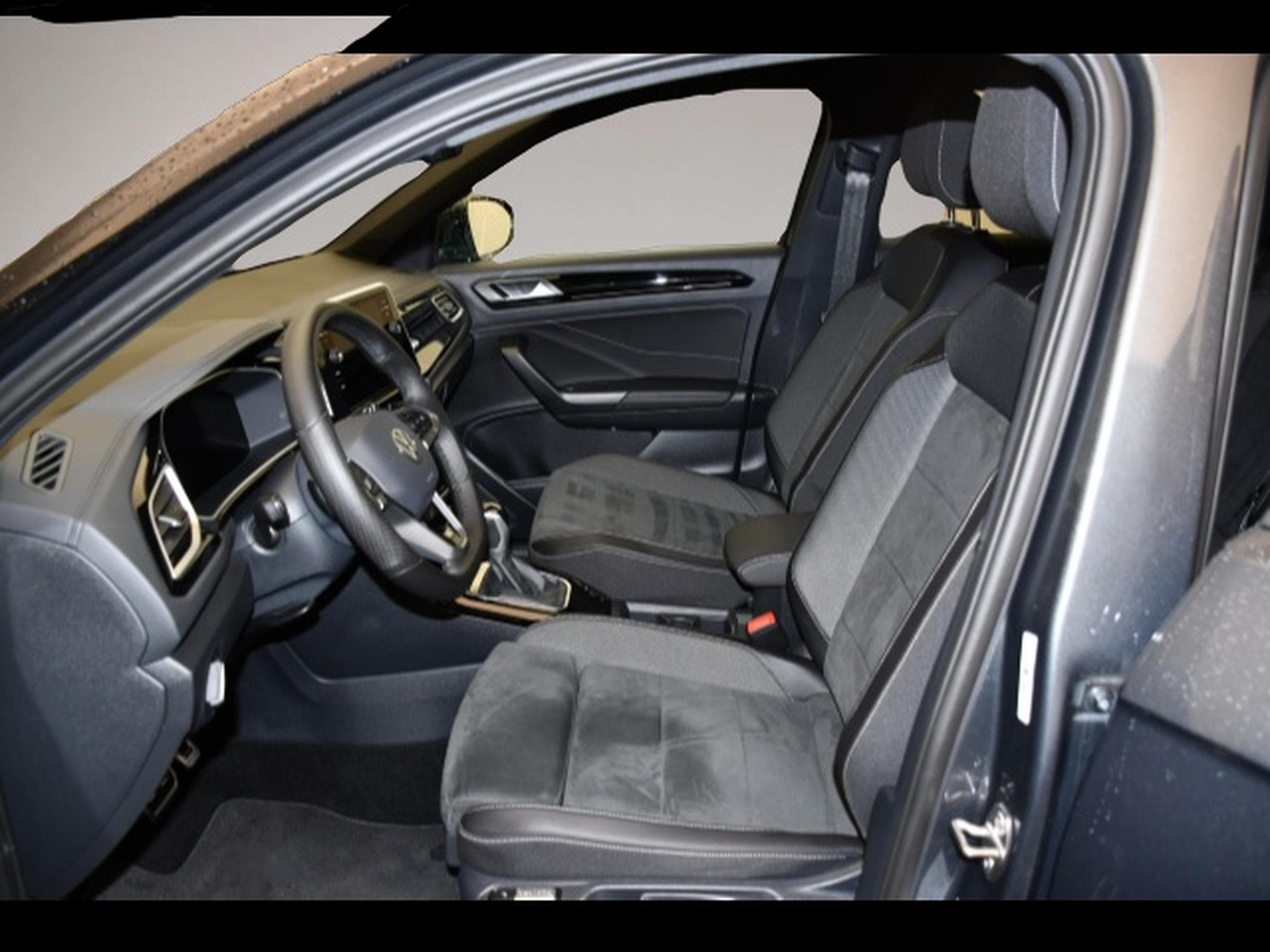 VW T-Roc (2025) - Photo 3
