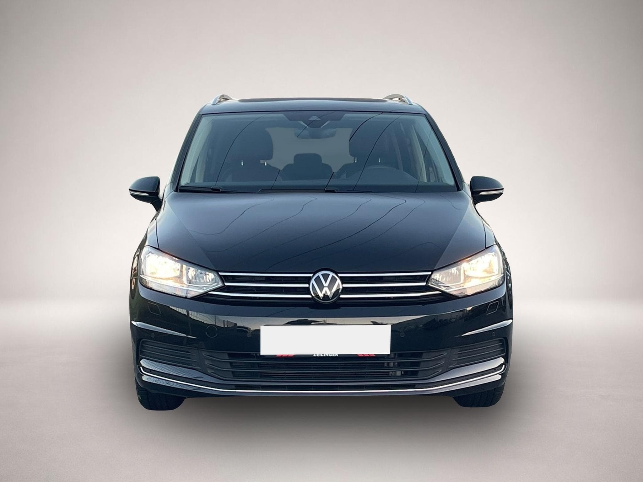 VW Touran (2025) - Photo 2