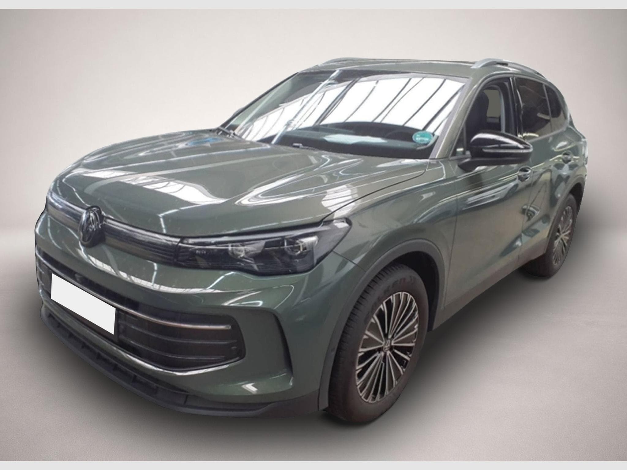 VW Tiguan (2025) - Photo 1