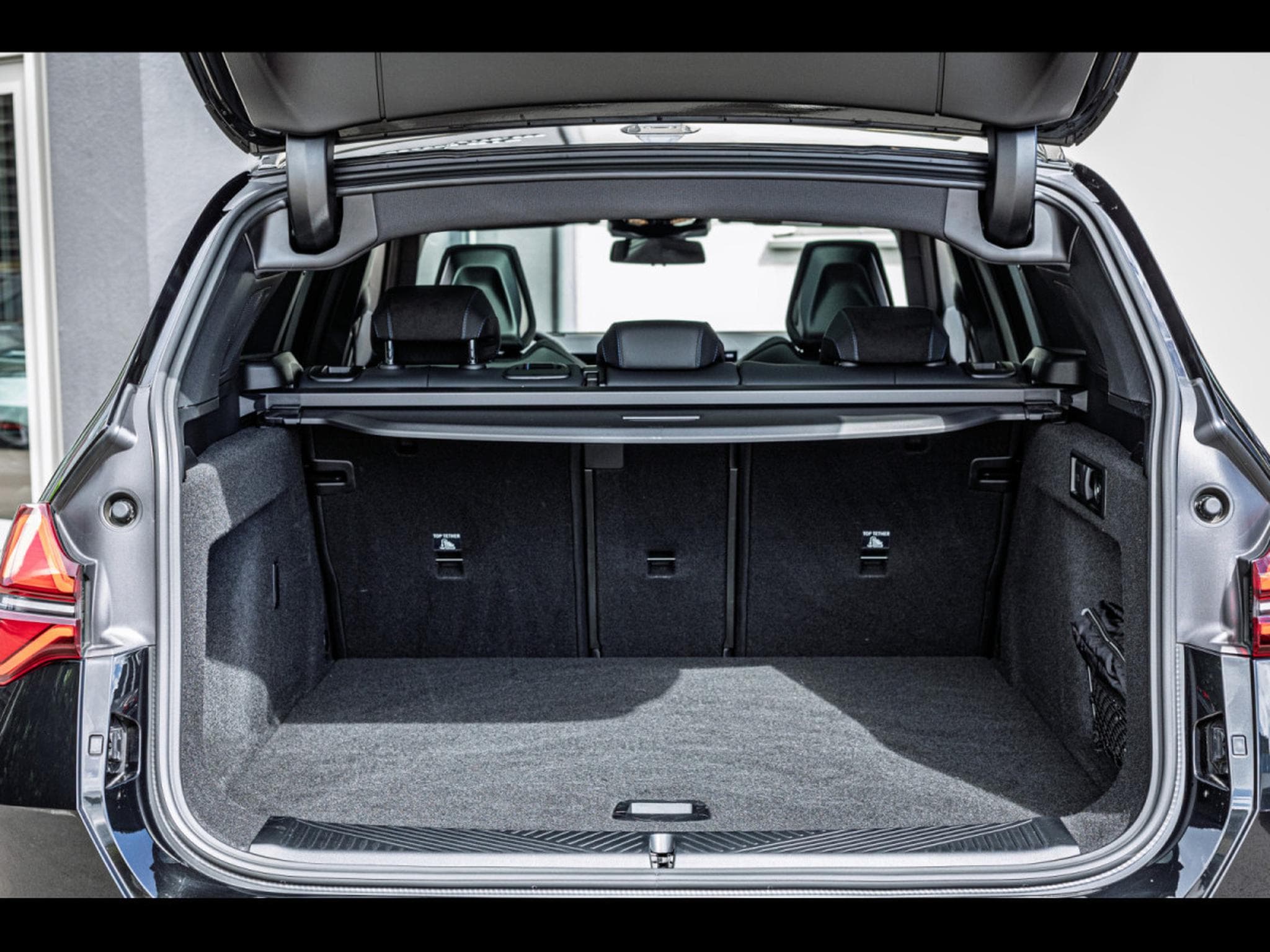 BMW X3 I XDRIVE (G45) STEPTRONIC (398 CH) - BLACK SAPPHIRE METALLIC (2025) - Photo 16