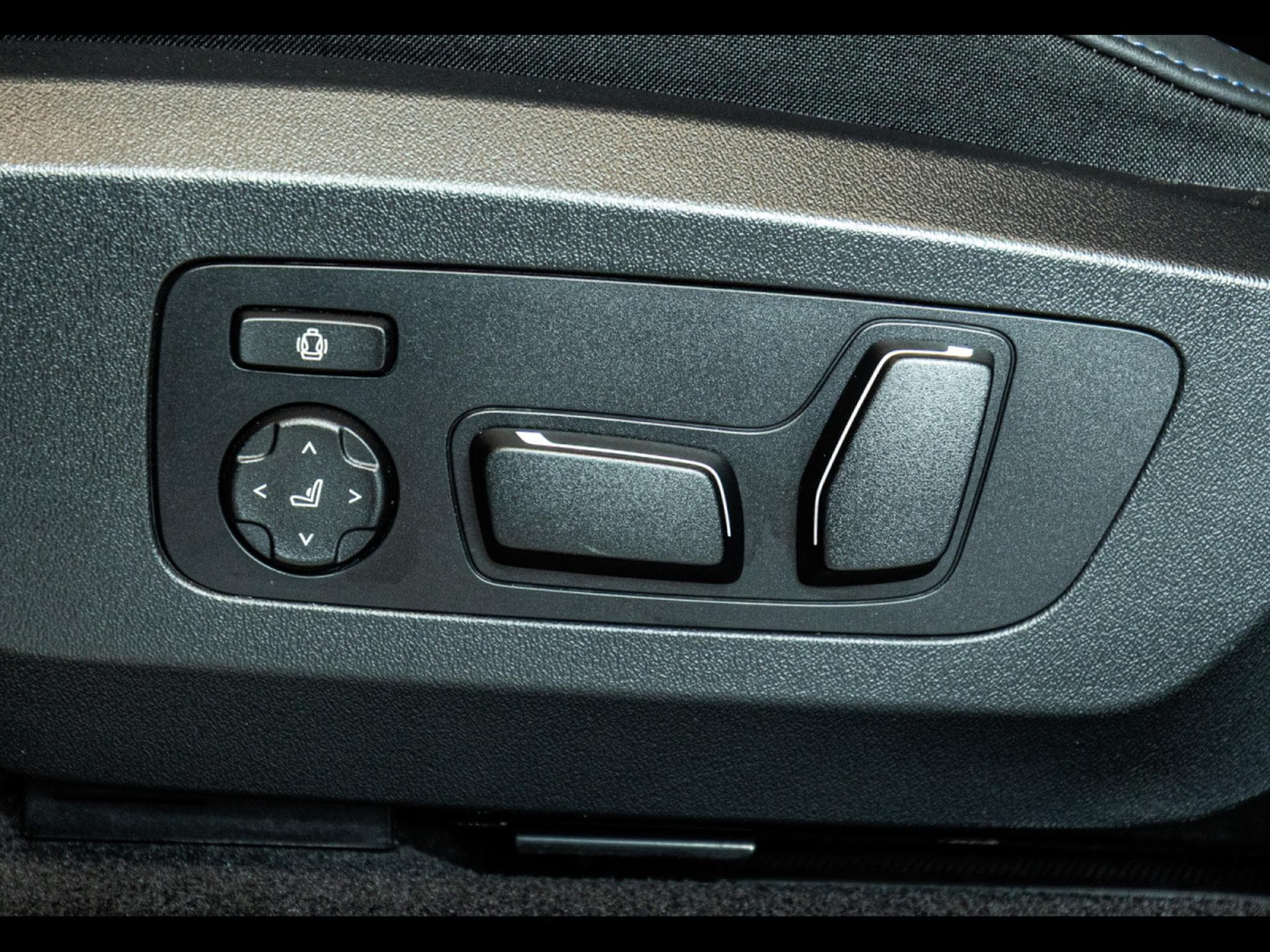 BMW X3 I XDRIVE (G45) STEPTRONIC (398 CH) - BLACK SAPPHIRE METALLIC (2025) - Photo 18