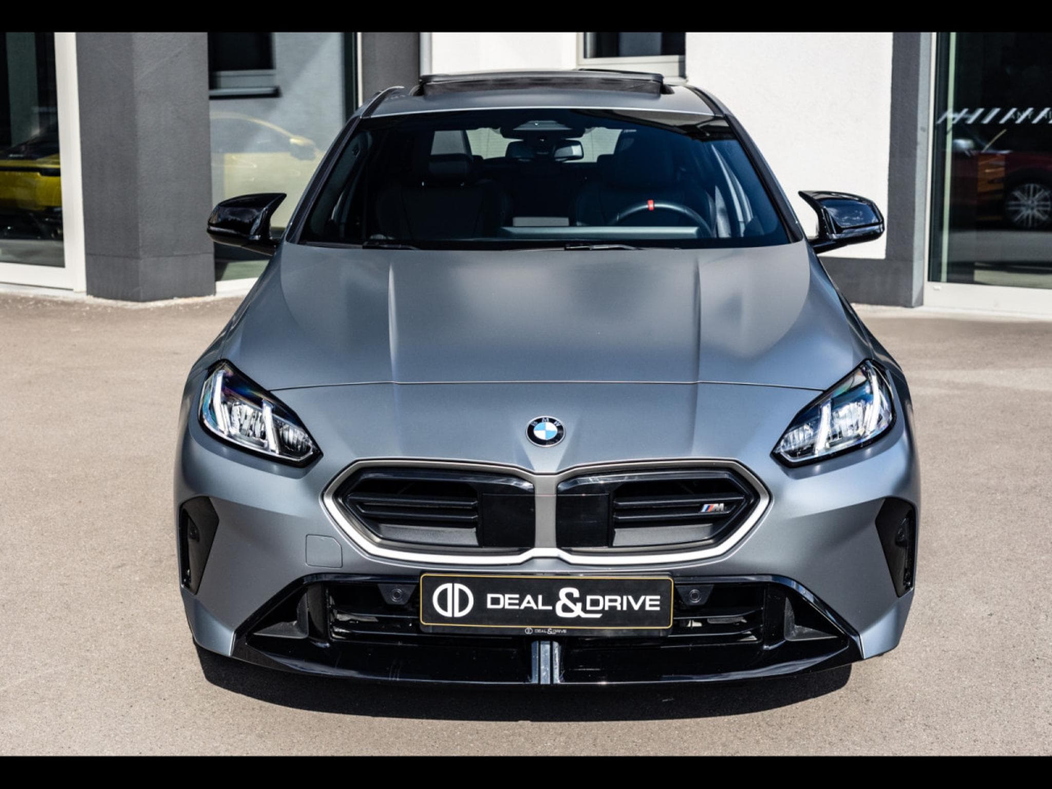 BMW M135 i XDRIVE (F70) - FACELIFT - FROZEN PURE GREY METALLIC (2025) - Photo 4