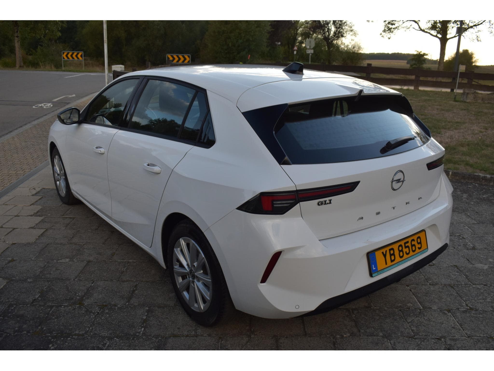 Opel Astra 1,2 Turbo 130 S/Edition Automatic (2025) - Photo 7