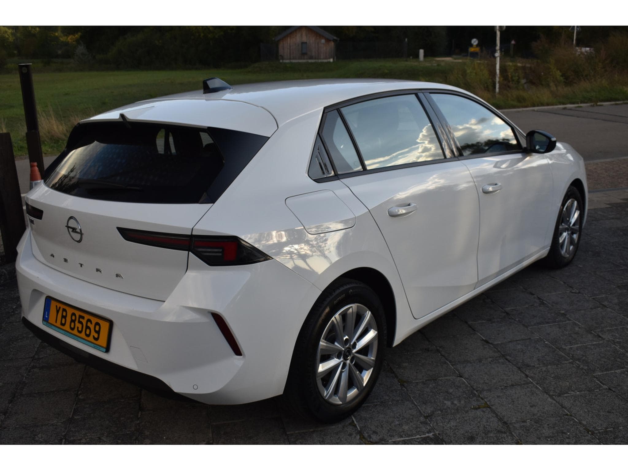 Opel Astra 1,2 Turbo 130 S/Edition Automatic (2025) - Photo 5