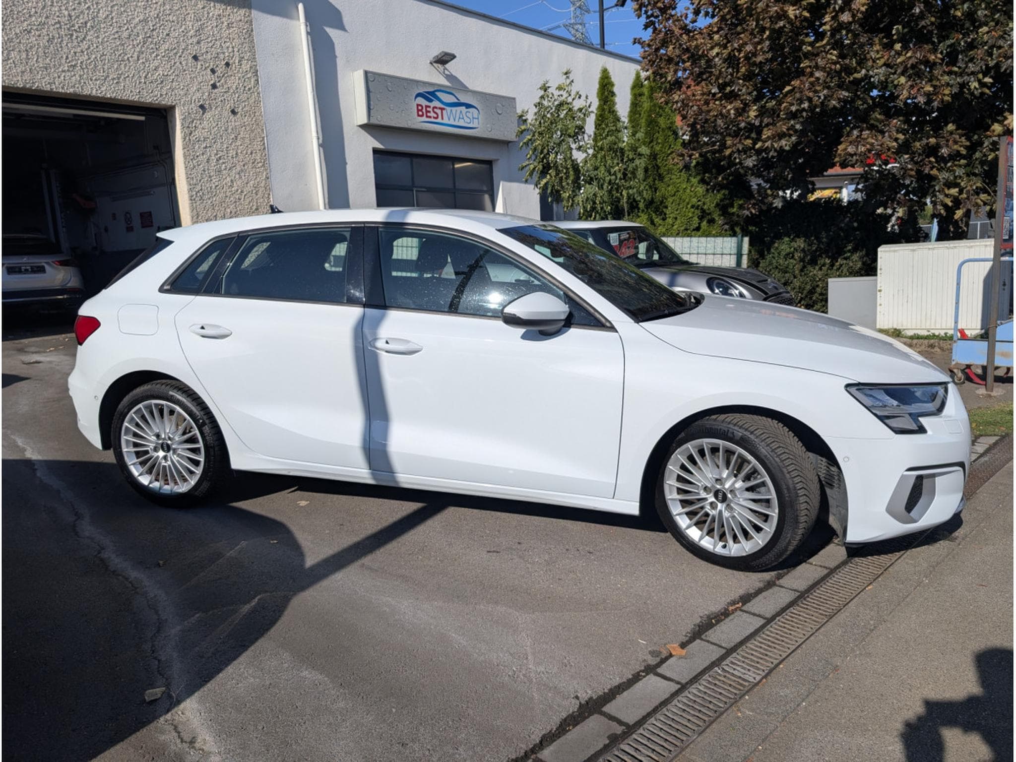 Audi A3 35 TFSI 150 S-TRONIC (2021) - Photo 4