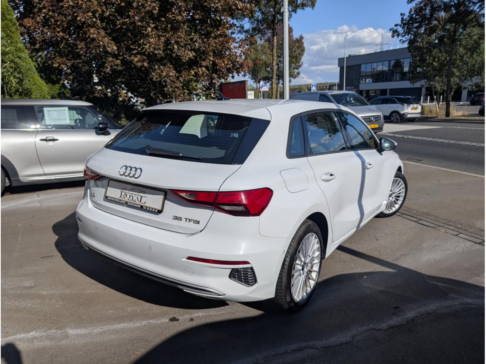 Audi A3 35 TFSI 150 S-TRONIC (2021) - Photo 3