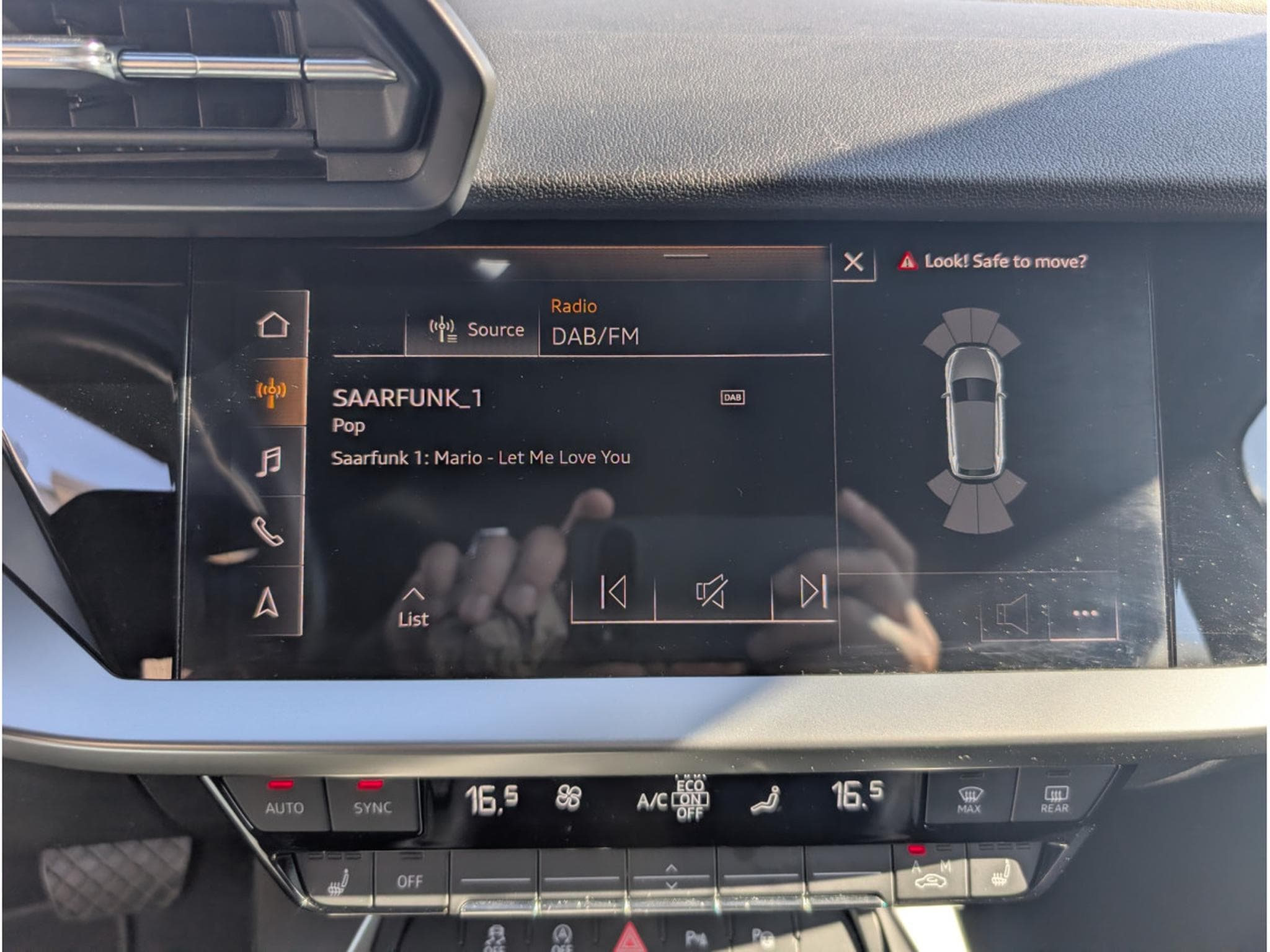 Audi A3 35 TFSI 150 S-TRONIC (2021) - Photo 10