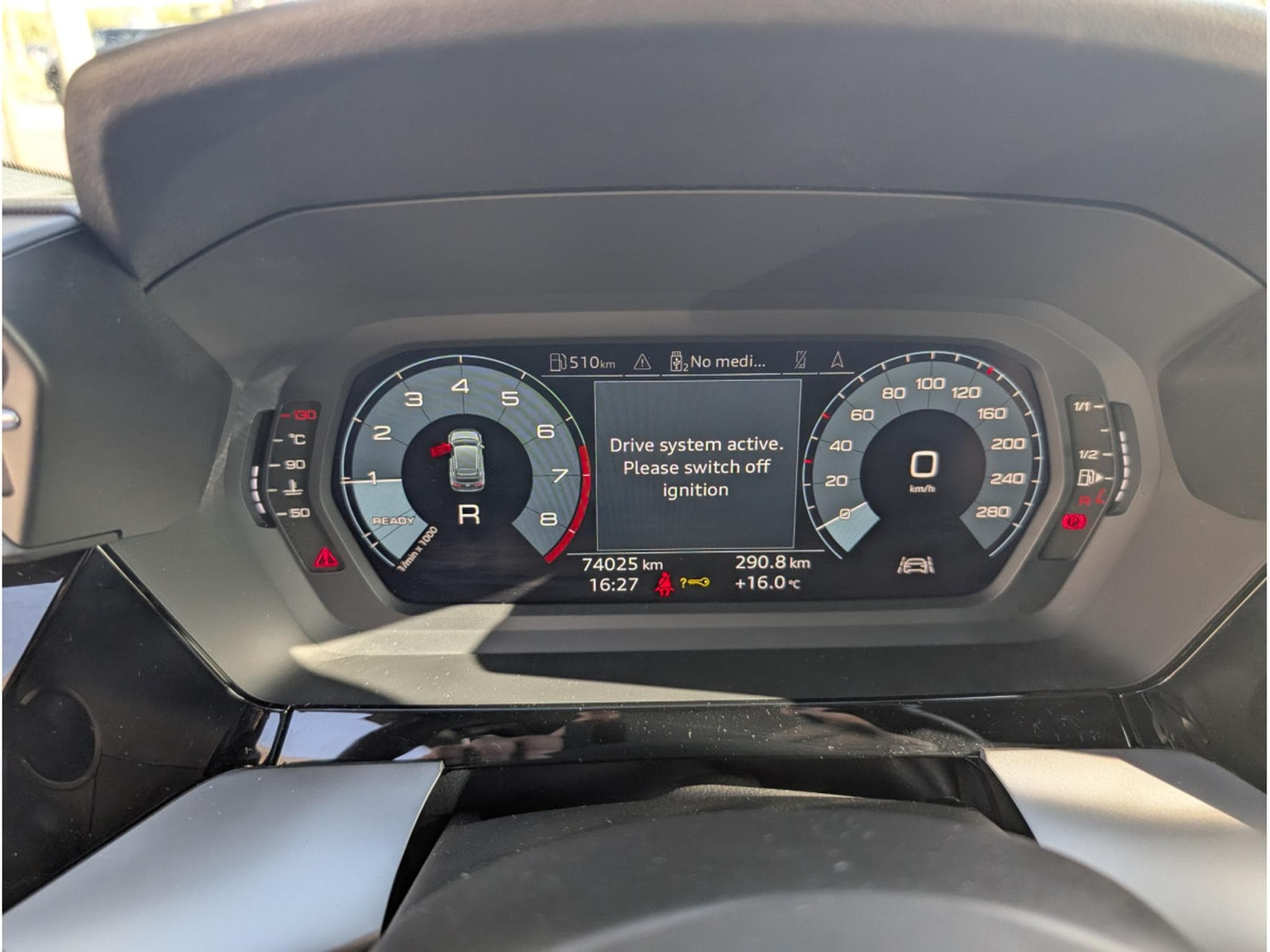 Audi A3 35 TFSI 150 S-TRONIC (2021) - Photo 17