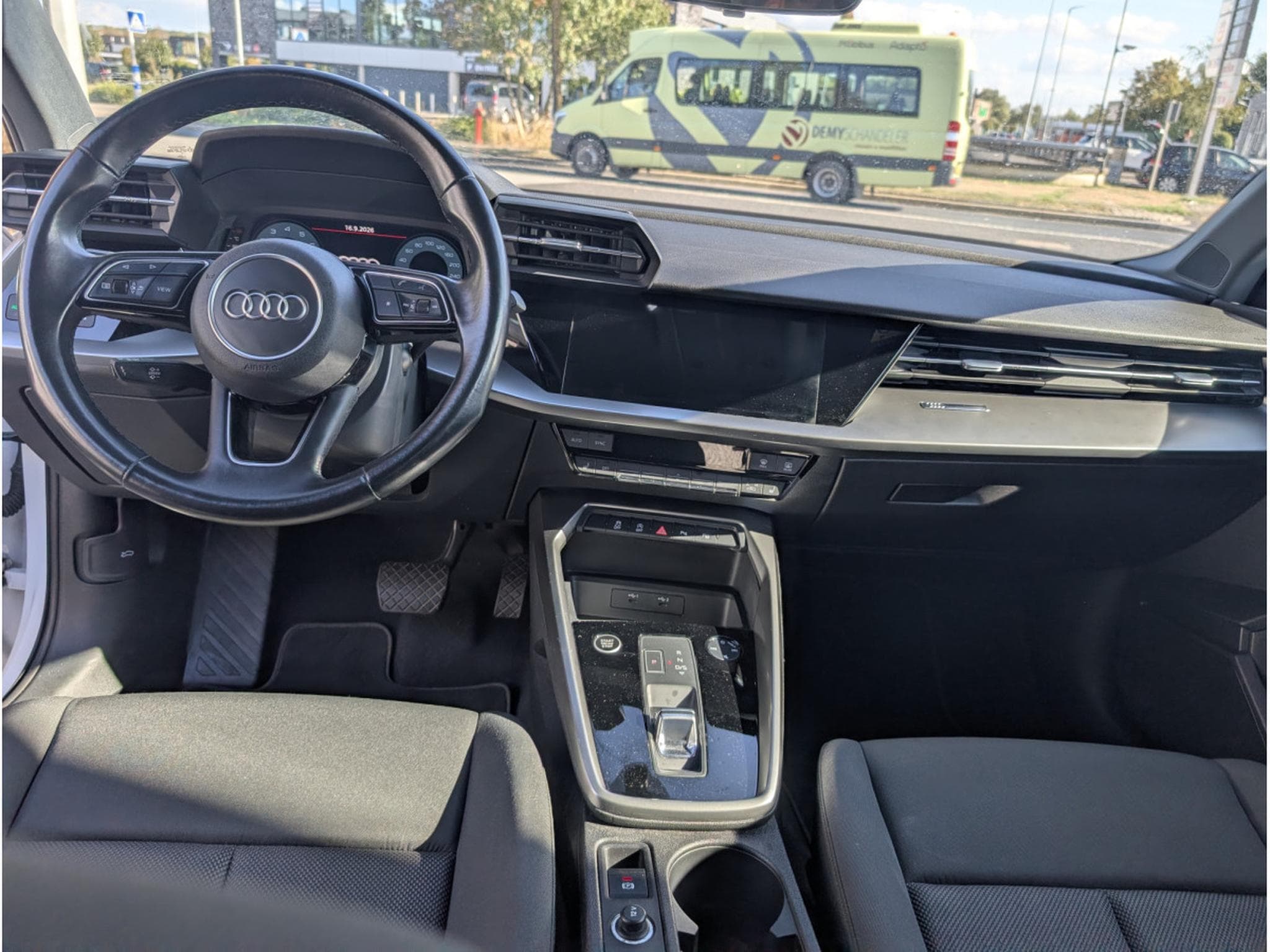 Audi A3 35 TFSI 150 S-TRONIC (2021) - Photo 19