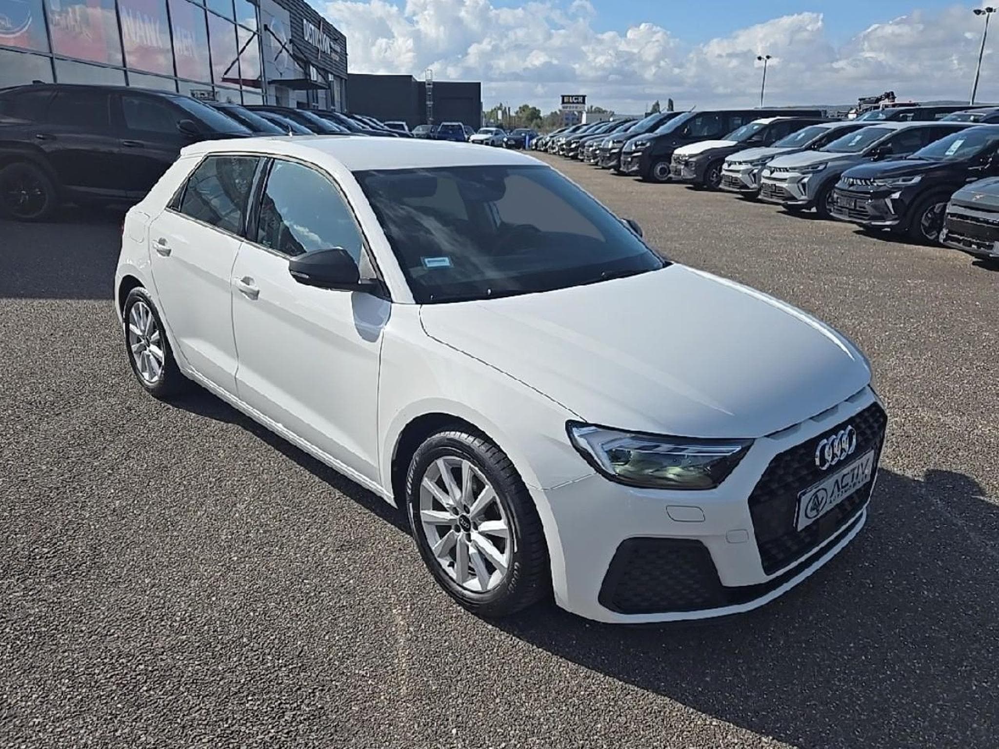 Audi A1 30 TFSI 110 DESIGN (2023) - Photo 3