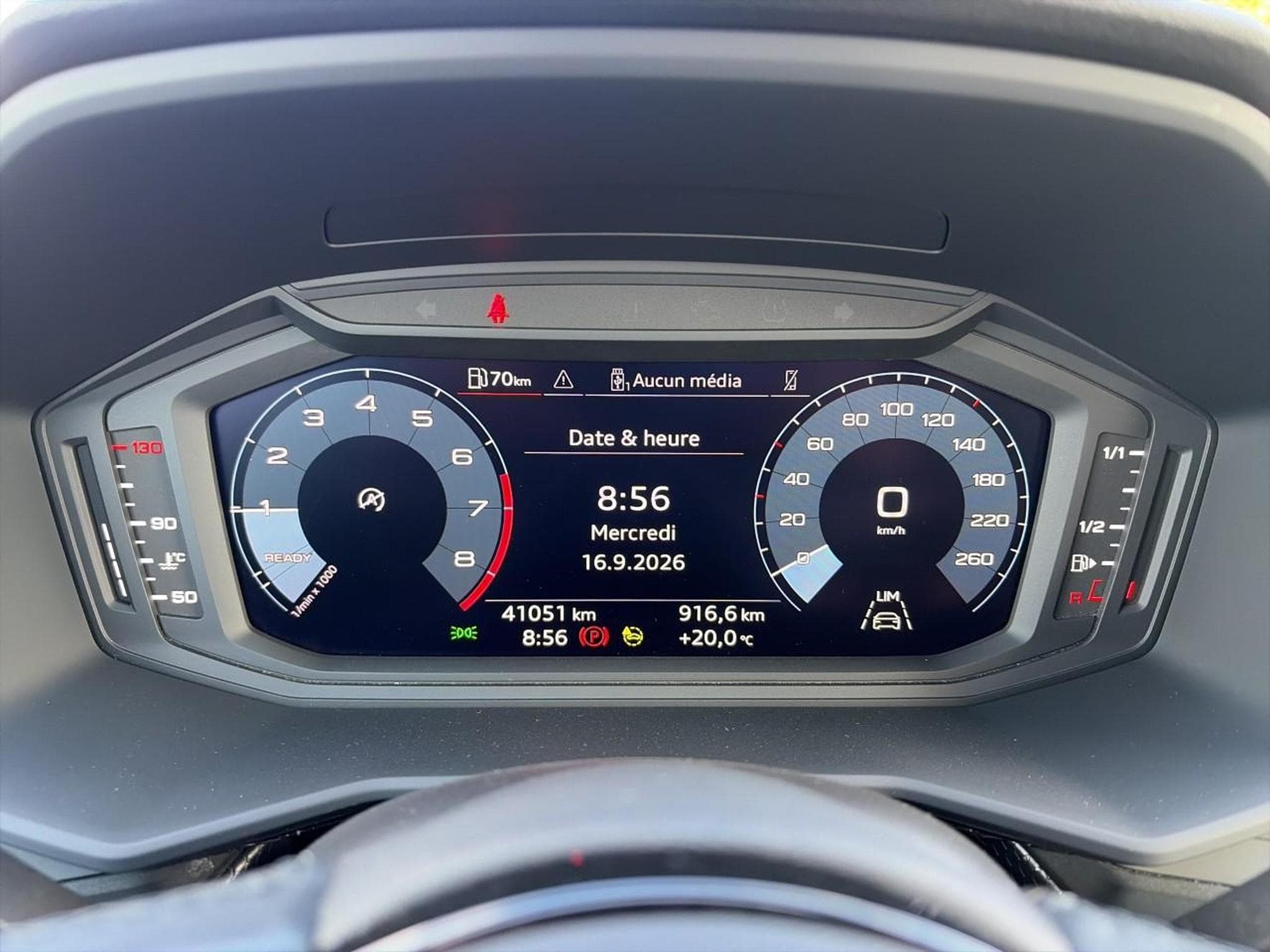 Audi A1 30 TFSI 110 DESIGN (2023) - Photo 14