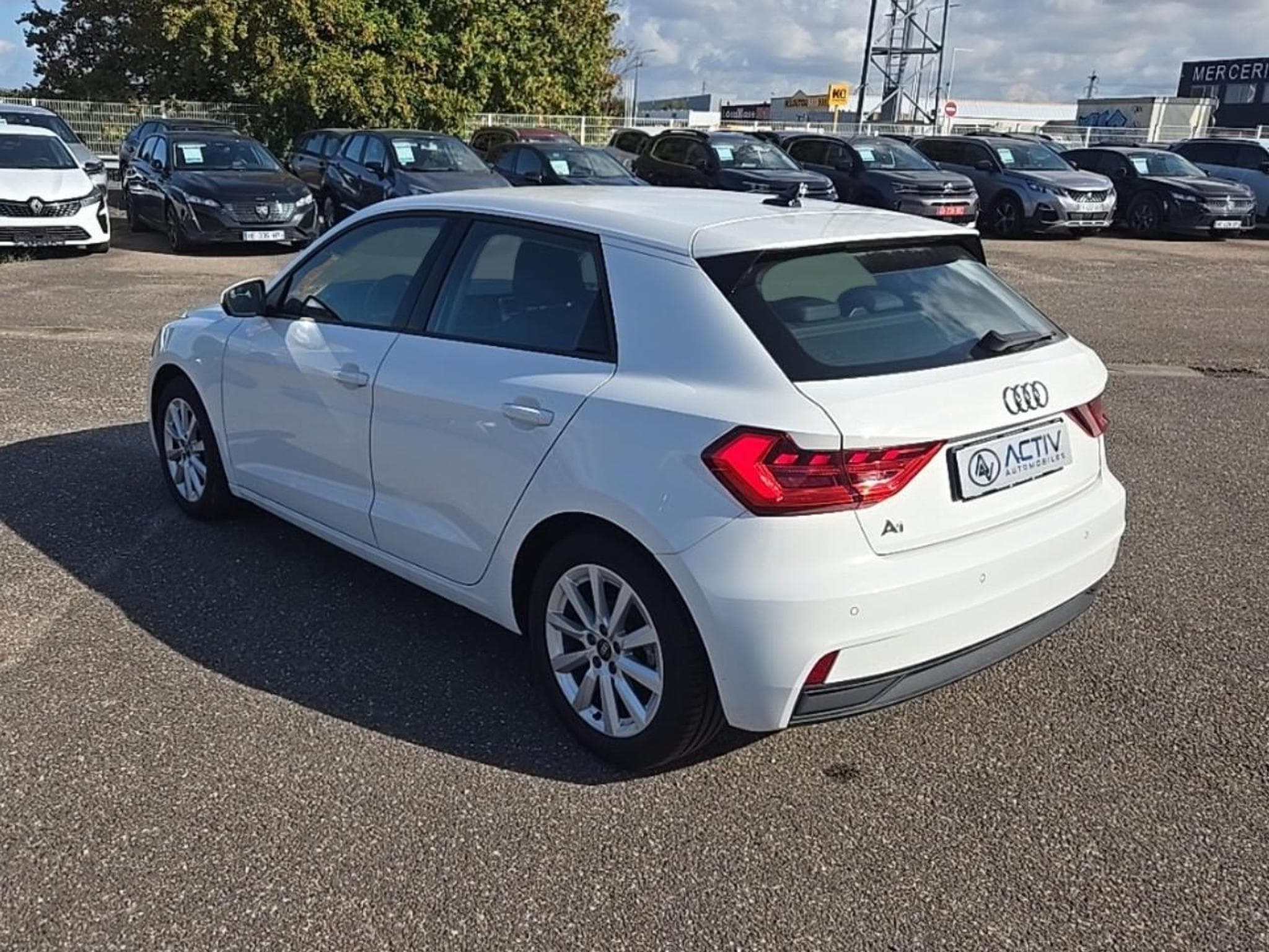 Audi A1 30 TFSI 110 DESIGN (2023) - Photo 7