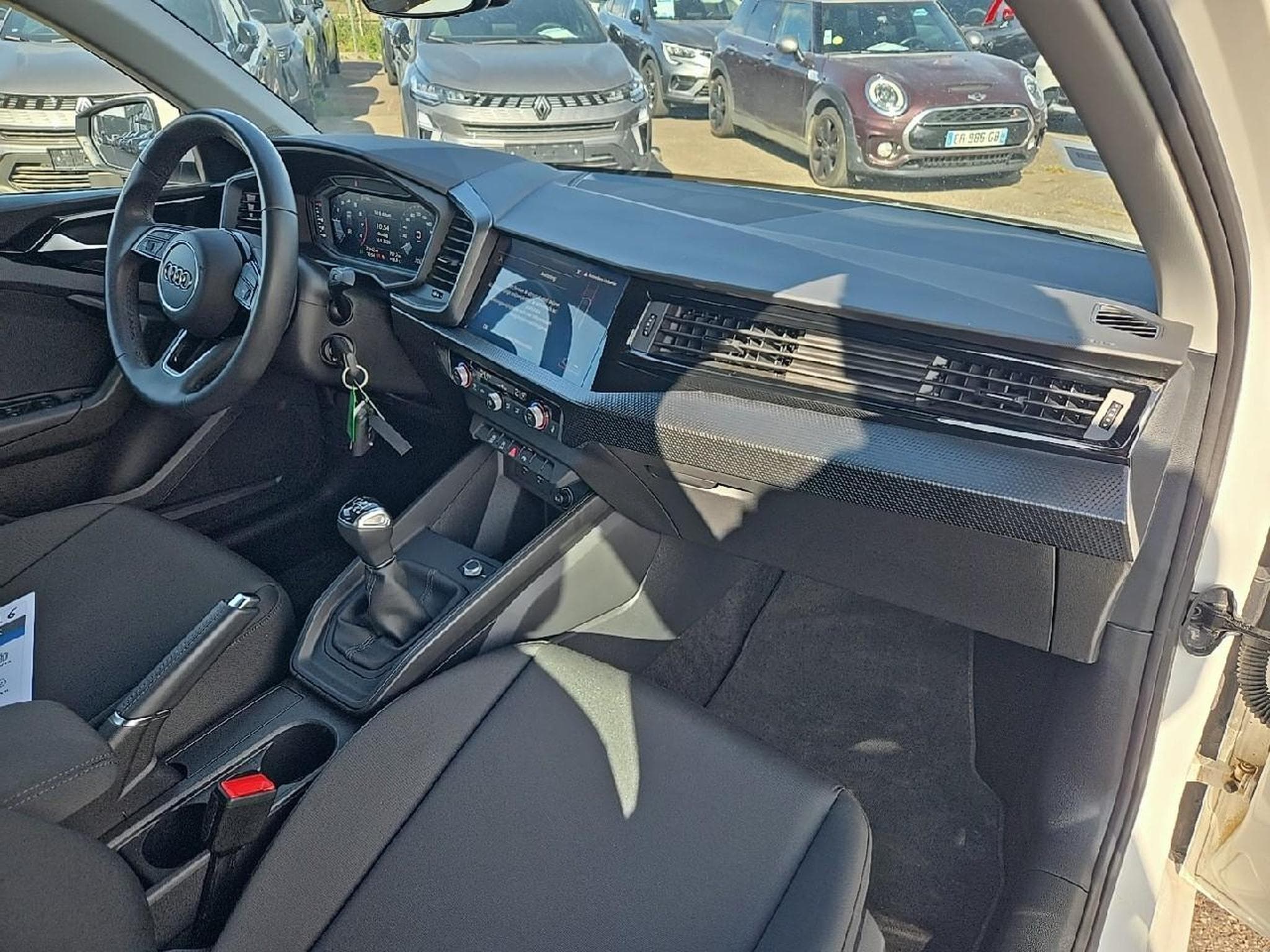 Audi A1 30 TFSI 110 DESIGN (2023) - Photo 11
