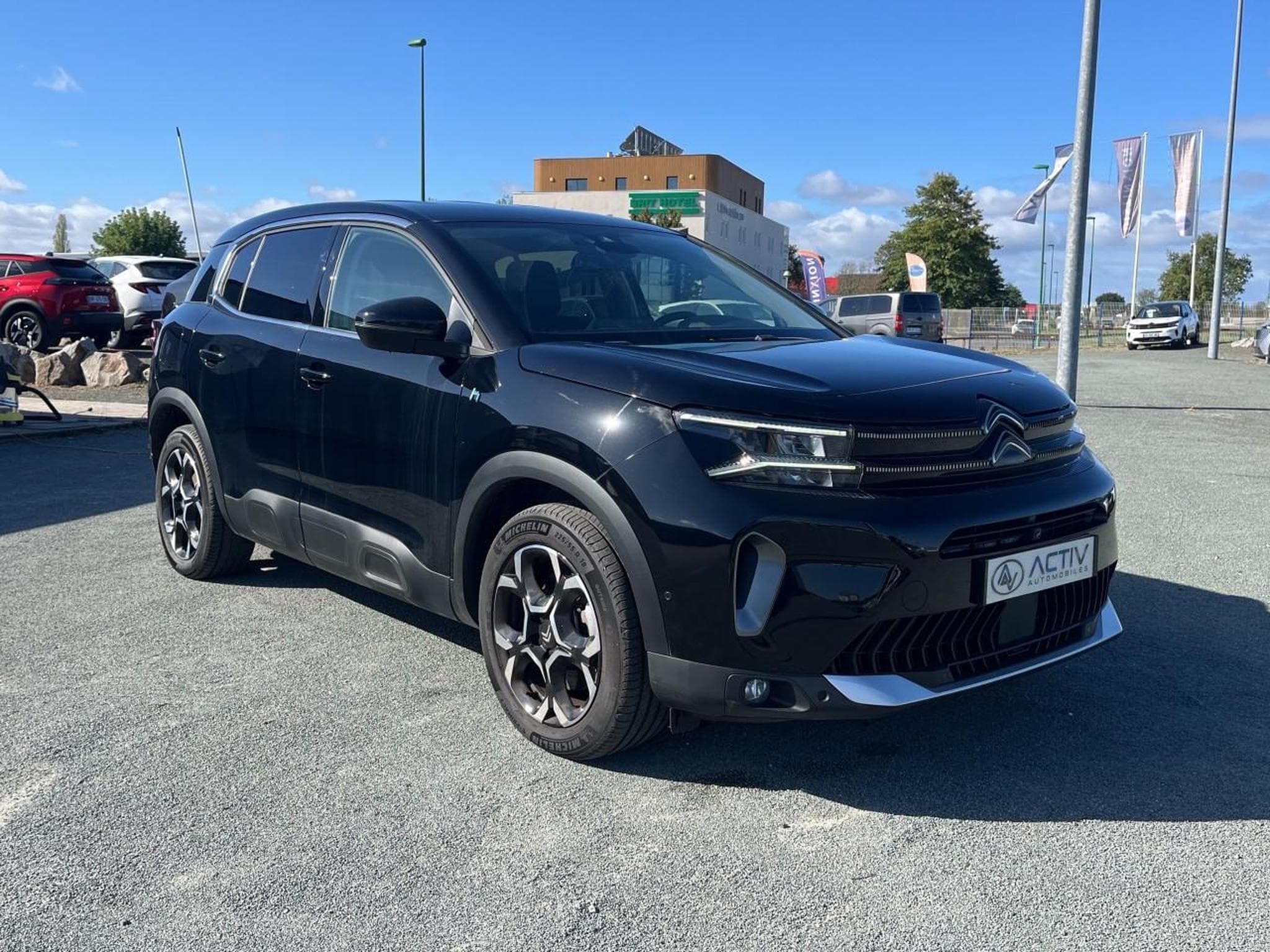 Citroen C5 AIRCROSS 1.6 HYBRIDE RECHARGEABLE 225 MAX BOITE AUTOMATIQUE (2024) - Photo 3