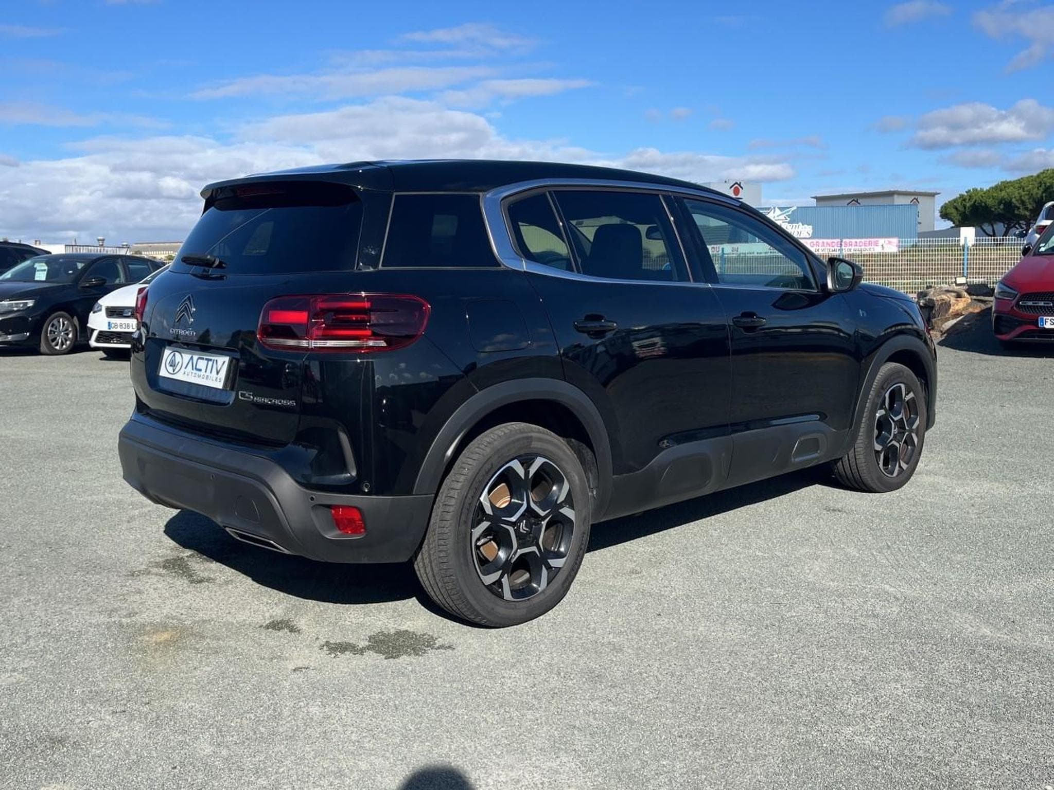 Citroen C5 AIRCROSS 1.6 HYBRIDE RECHARGEABLE 225 MAX BOITE AUTOMATIQUE (2024) - Photo 5