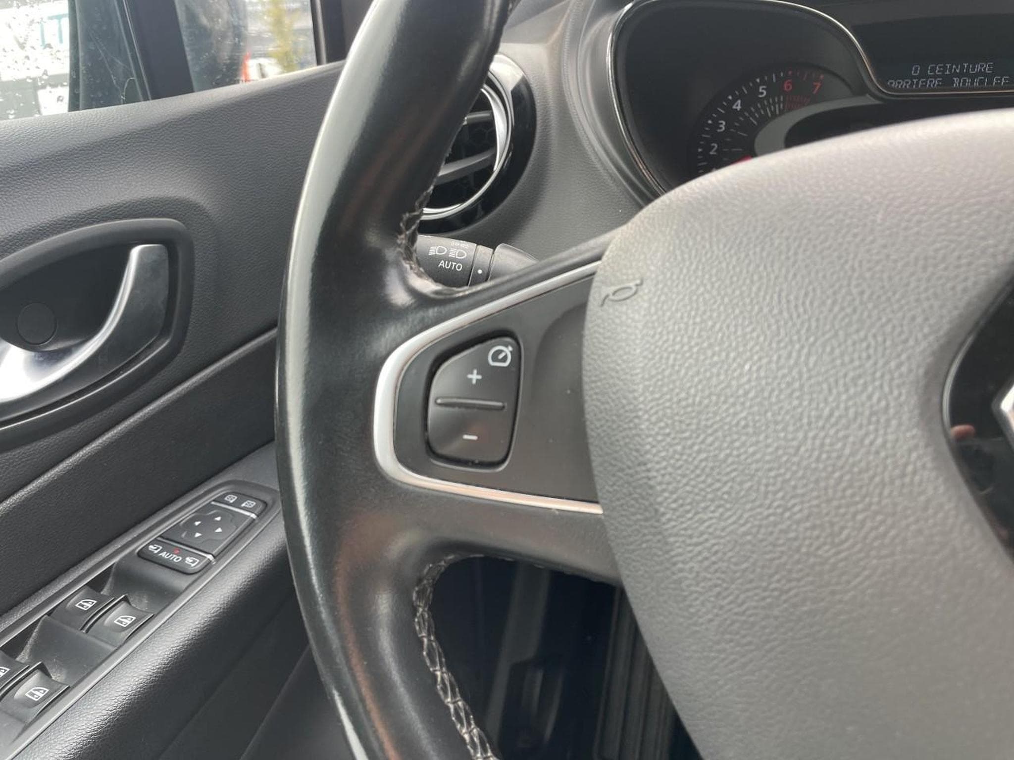Renault CAPTUR 1.3 TCE 150 FAP INTENS (2019) - Photo 12