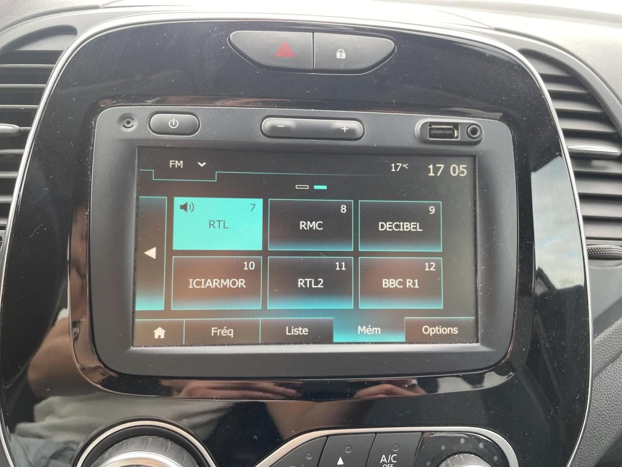Renault CAPTUR 1.3 TCE 150 FAP INTENS (2019) - Photo 20
