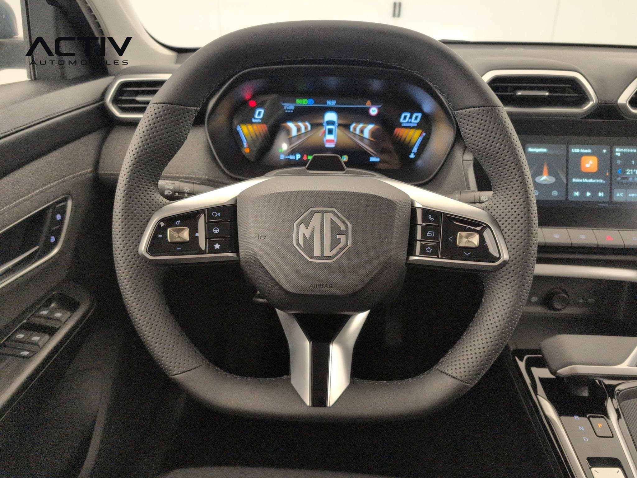 Mg ZS 1.5 L Hybrid+ 197 ch Standard (2026) - Photo 14