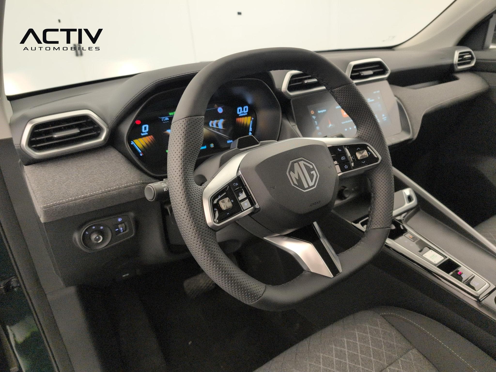 Mg ZS 1.5 L Hybrid+ 197 ch Standard (2026) - Photo 15