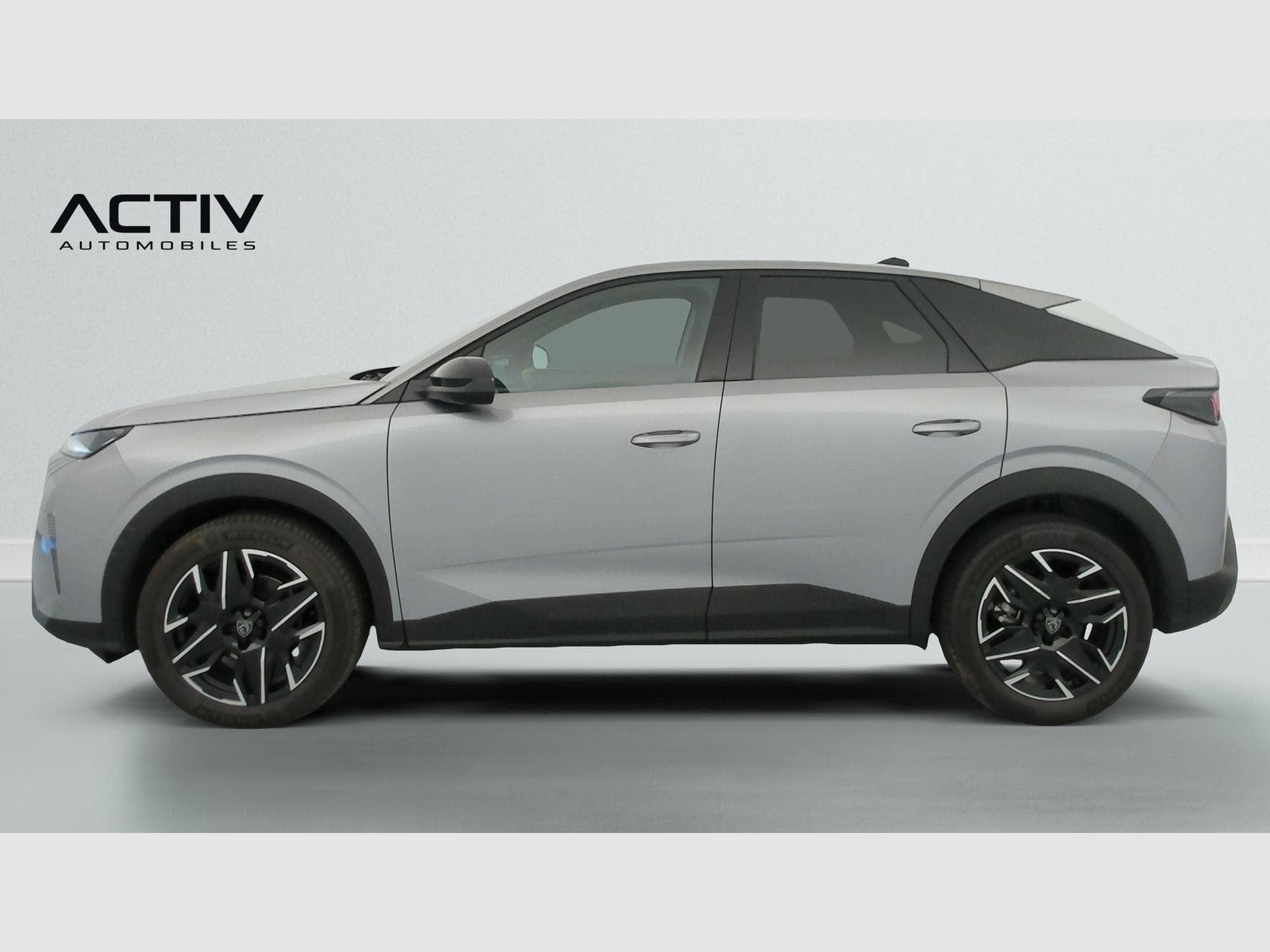 Peugeot 3008 Hybrid 145 e-DCS6 Allure (2025) - Photo 4