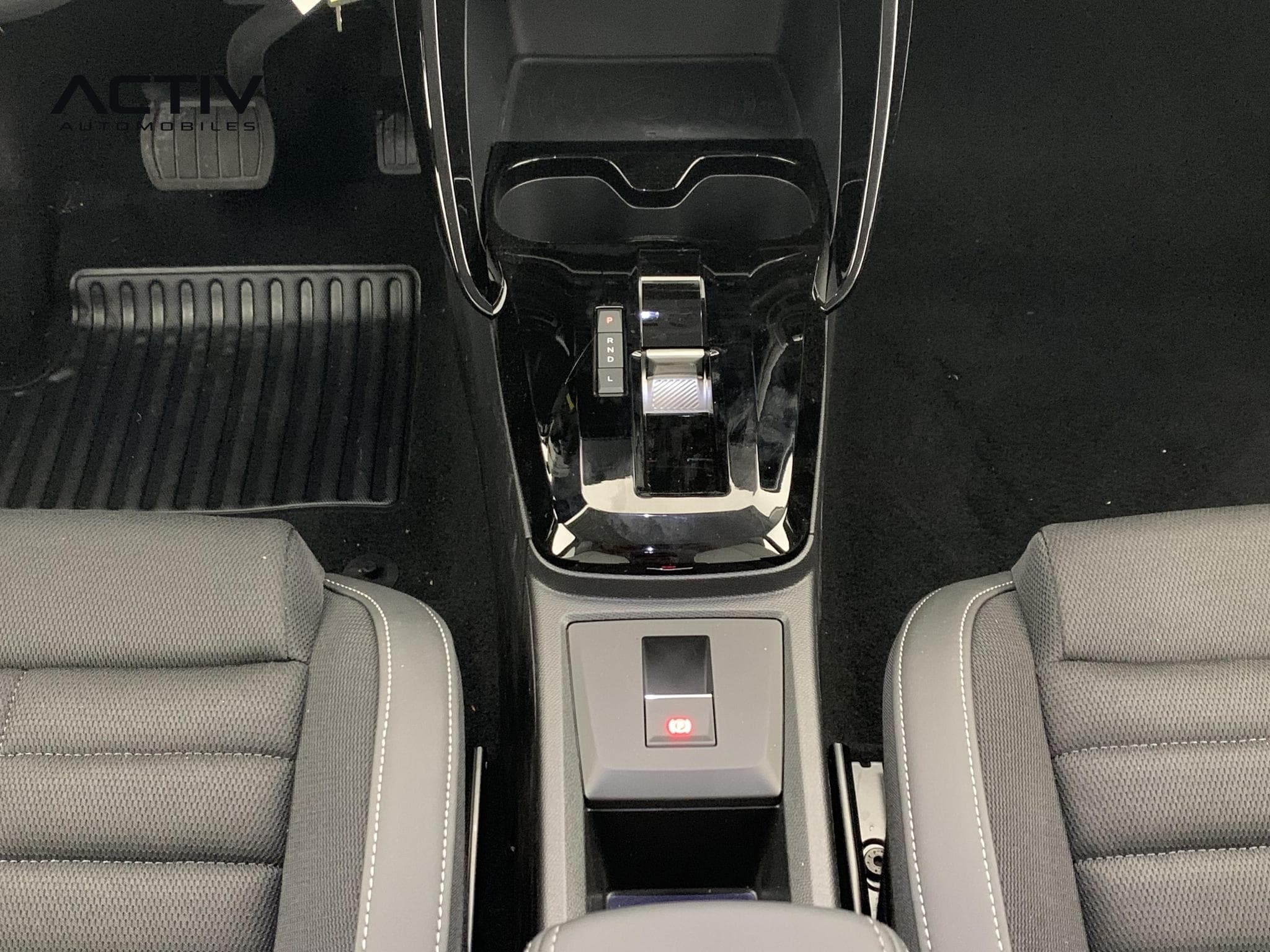 Citroën C3 Aircross Hybride 145 e-DCS6 Max (2026) - Photo 17