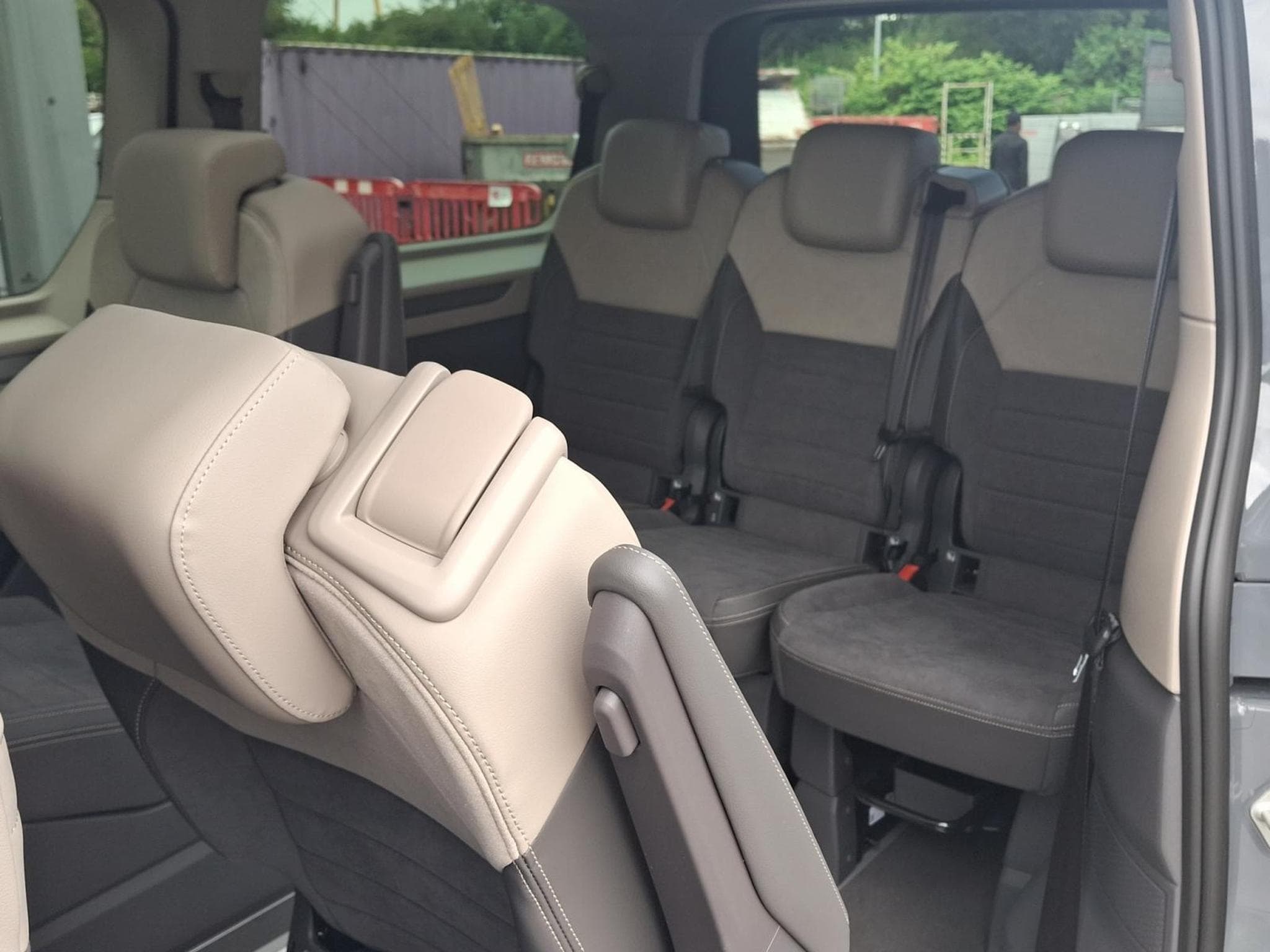 VW Multivan Life (2026) - Foto 23