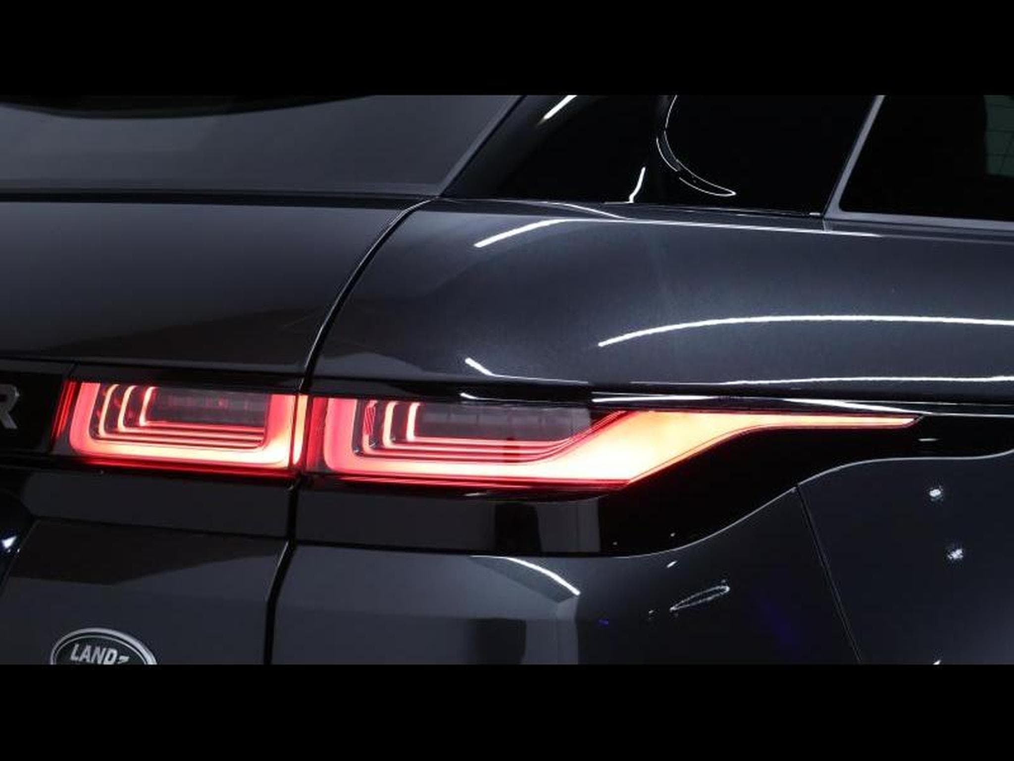 Land-Rover Range Rover Evoque D165 S R-Dynamic AWD Auto (2023) - Photo 9