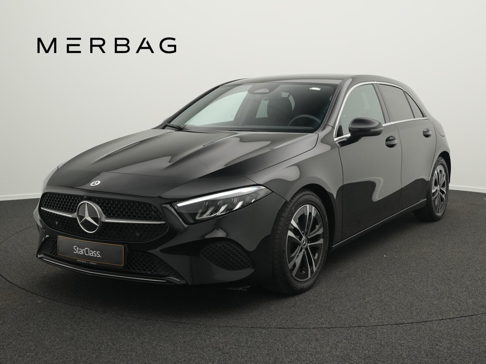 Mercedes A 180 d Progressive LED+Kamera+MBUX (2025) - Foto 1