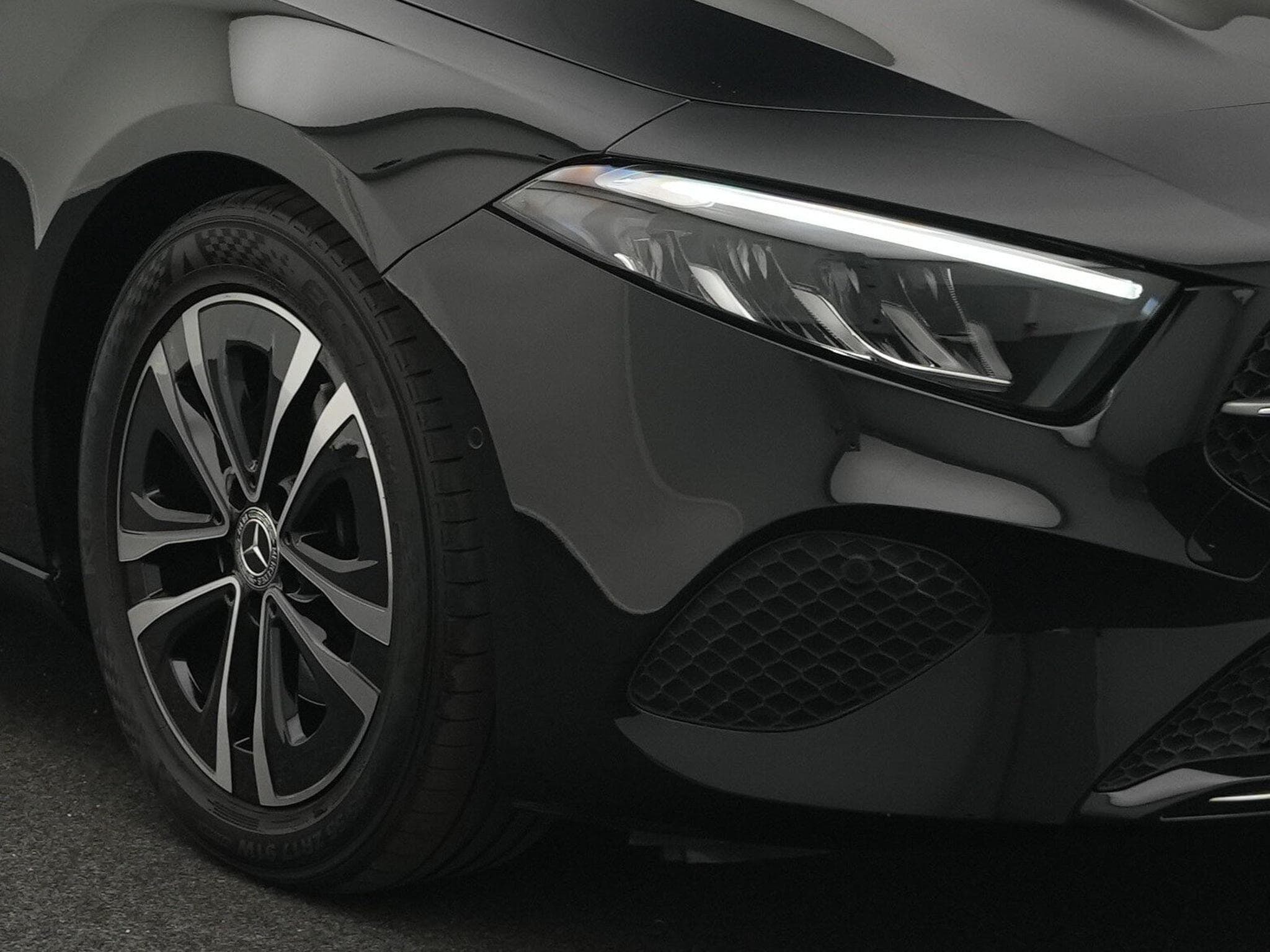 Mercedes A 180 d Progressive LED+Kamera+MBUX (2025) - Foto 9