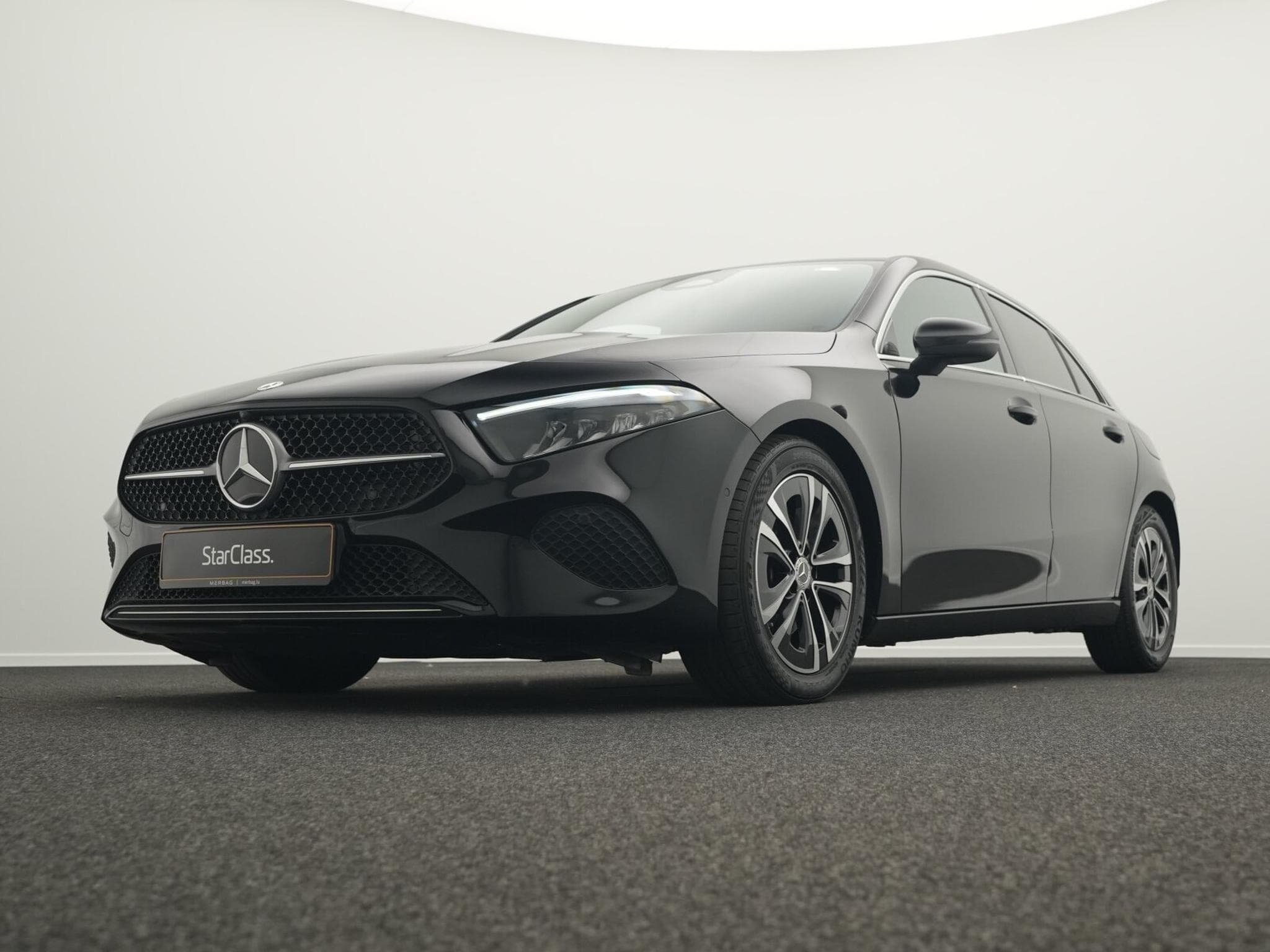 Mercedes A 180 d Progressive LED+Kamera+MBUX (2025) - Foto 10