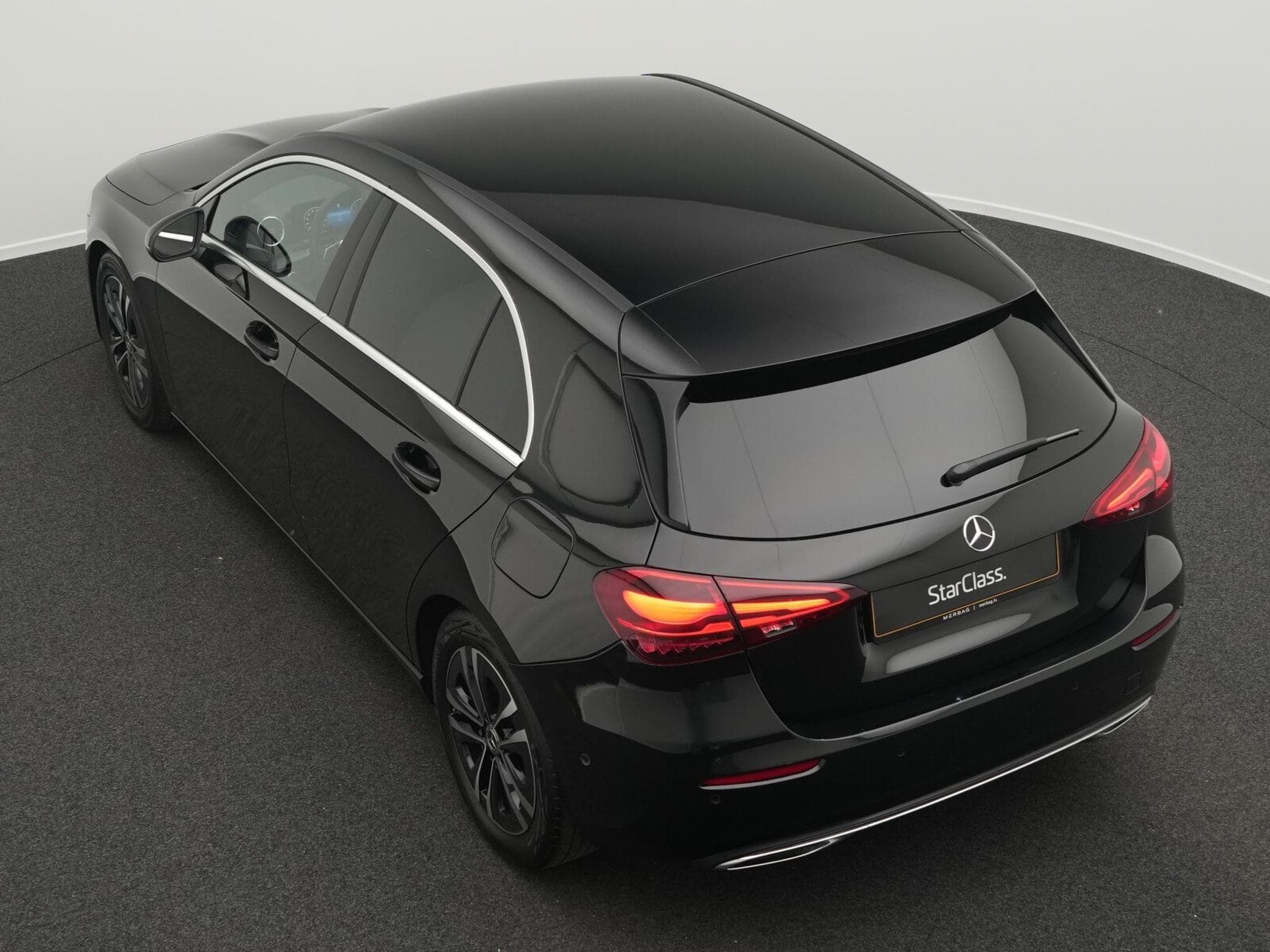 Mercedes A 180 d Progressive LED+Kamera+MBUX (2025) - Foto 13