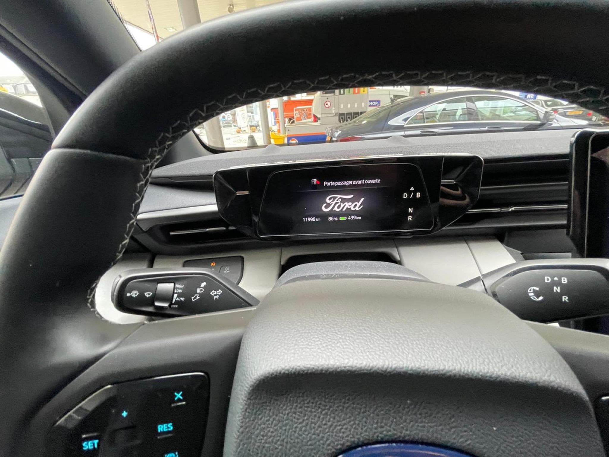 Ford Capri Select 79kWh AWD - 340cv (2024) - Photo 13