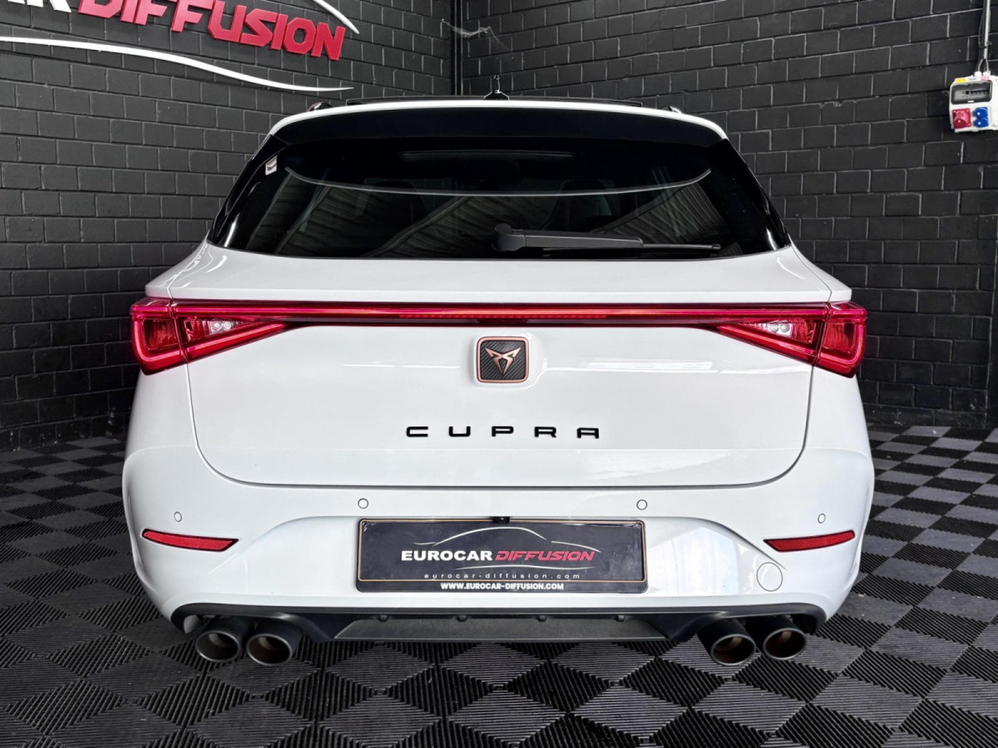 Cupra Leon VZ CUP ST 2.0 TSI 310CV * BREMBO * VSS * PANO* MATRIX * (2024) - Photo 5